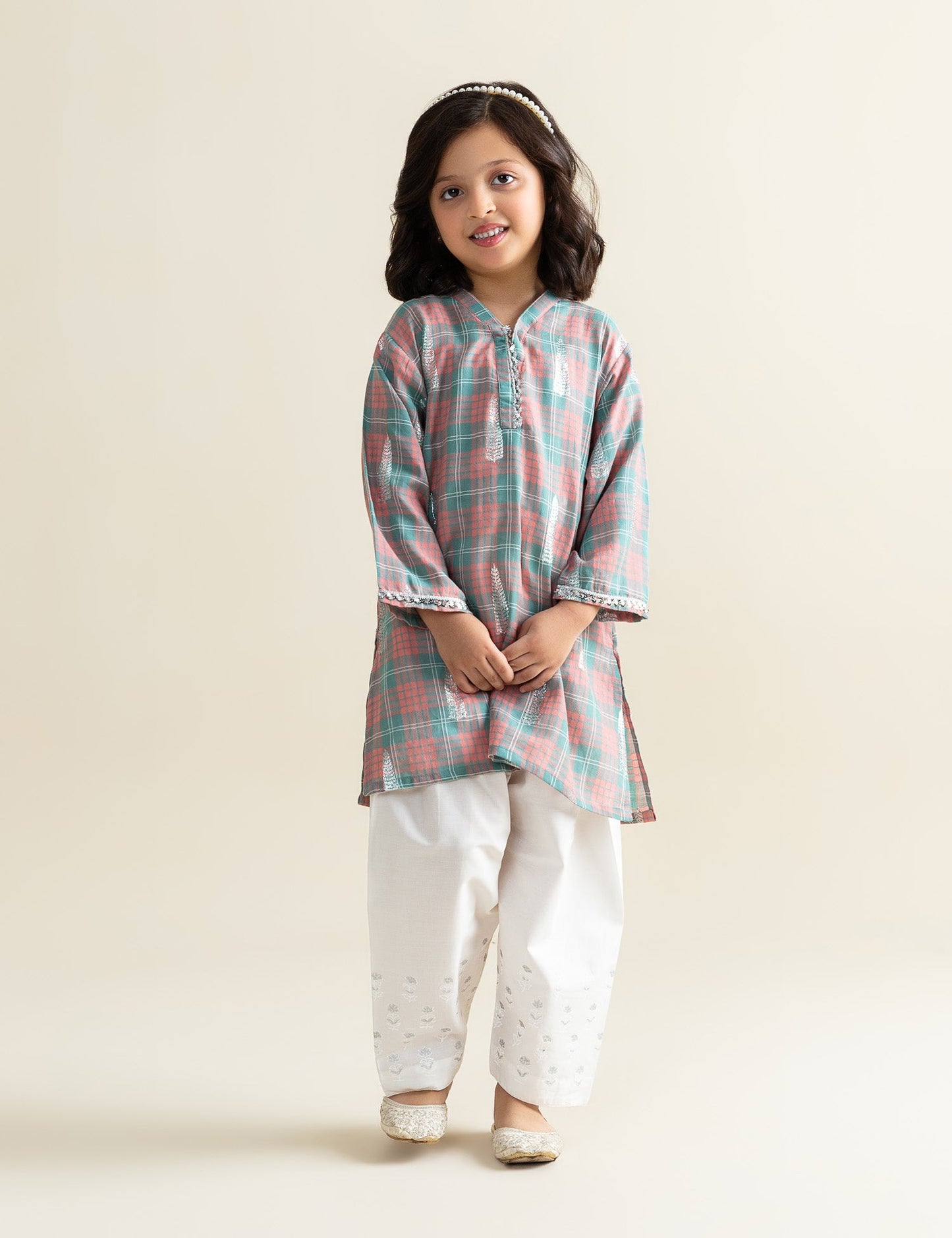 LURIX JACQUARD BOTI KURTI