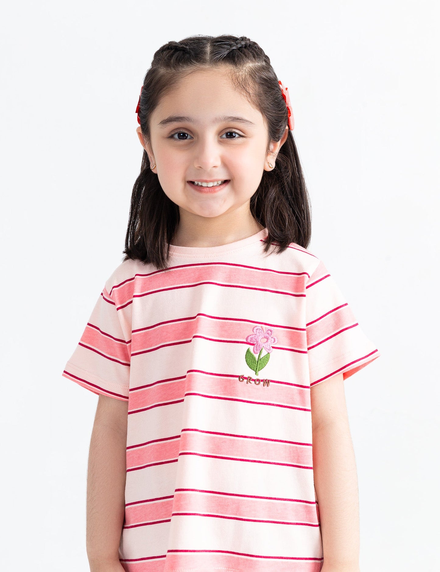 FLORAL EMBROIDERED T-SHIRT