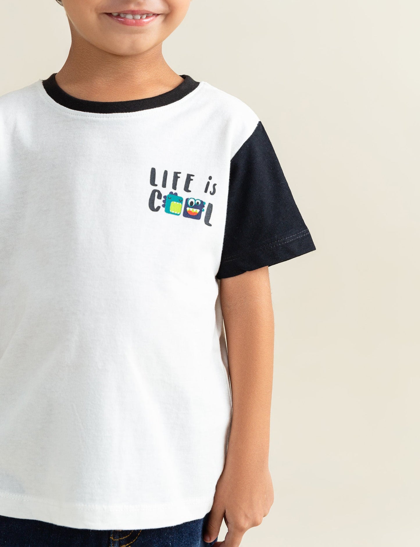 LIFE IS COOL PRINTED T-SHIRT