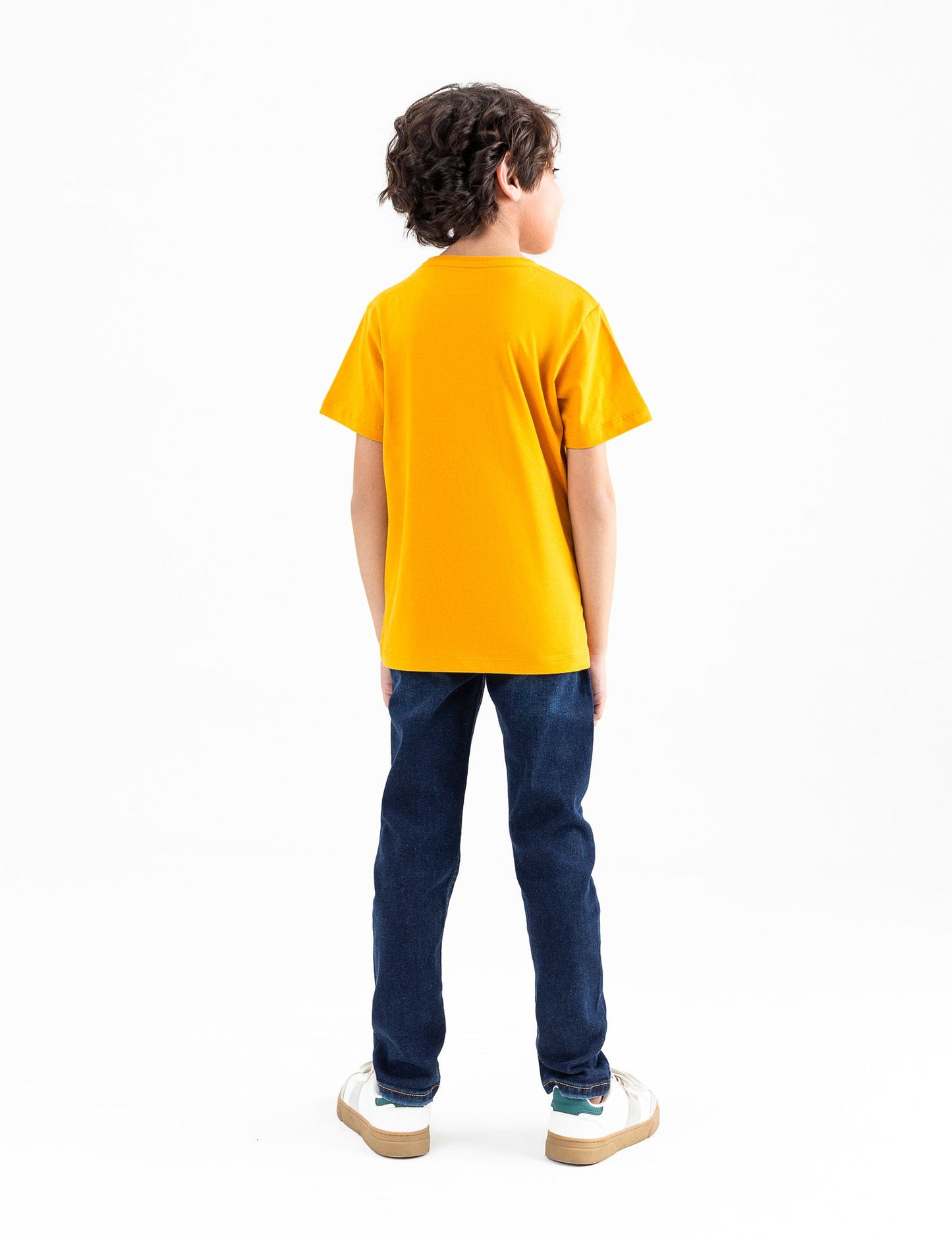 BASIC T-SHIRT