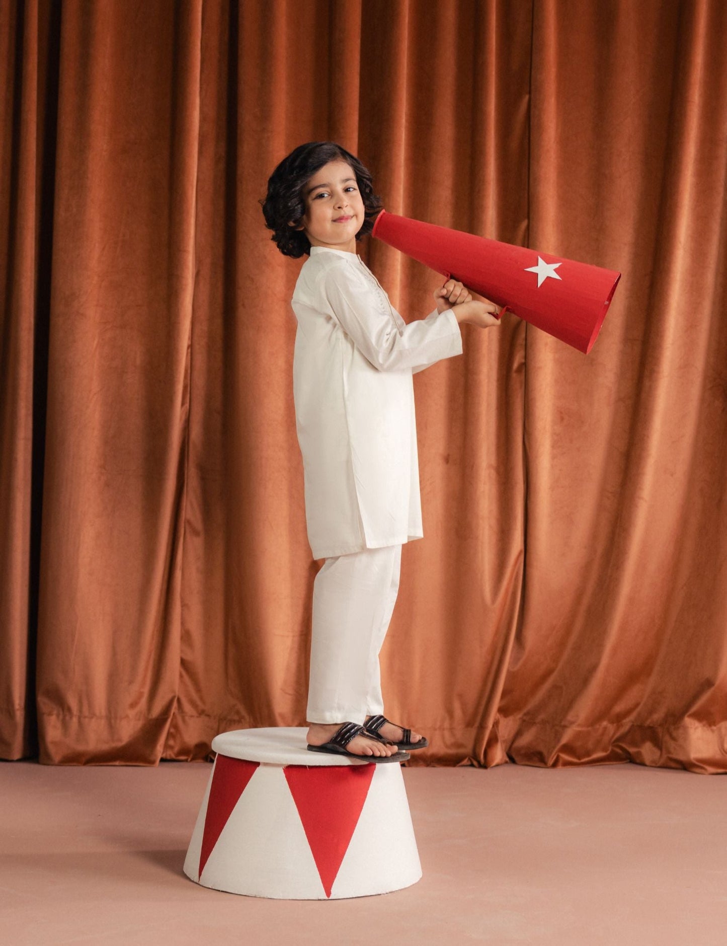 2 PIECE CLASSIC EMBROIDERED SUIT