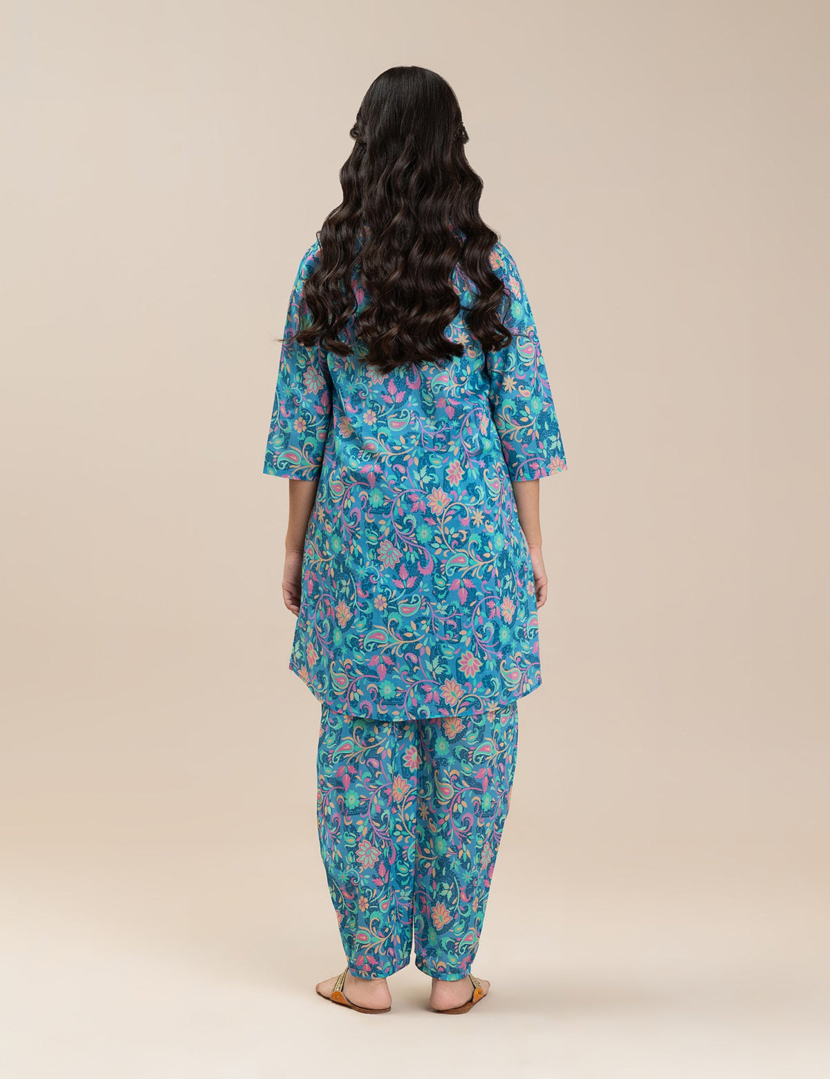 2 PIECE PRINTED SUIT