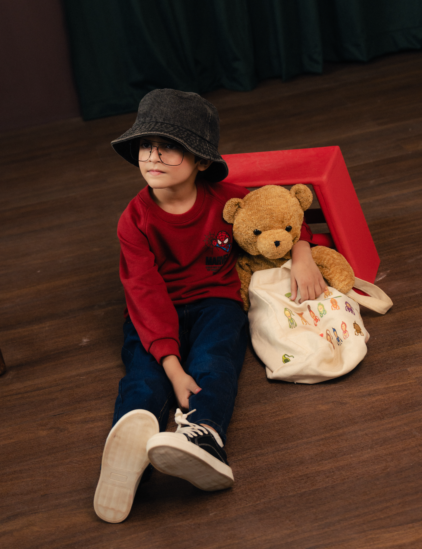 MARVEL SPIDERMAN SWEATSHIRT