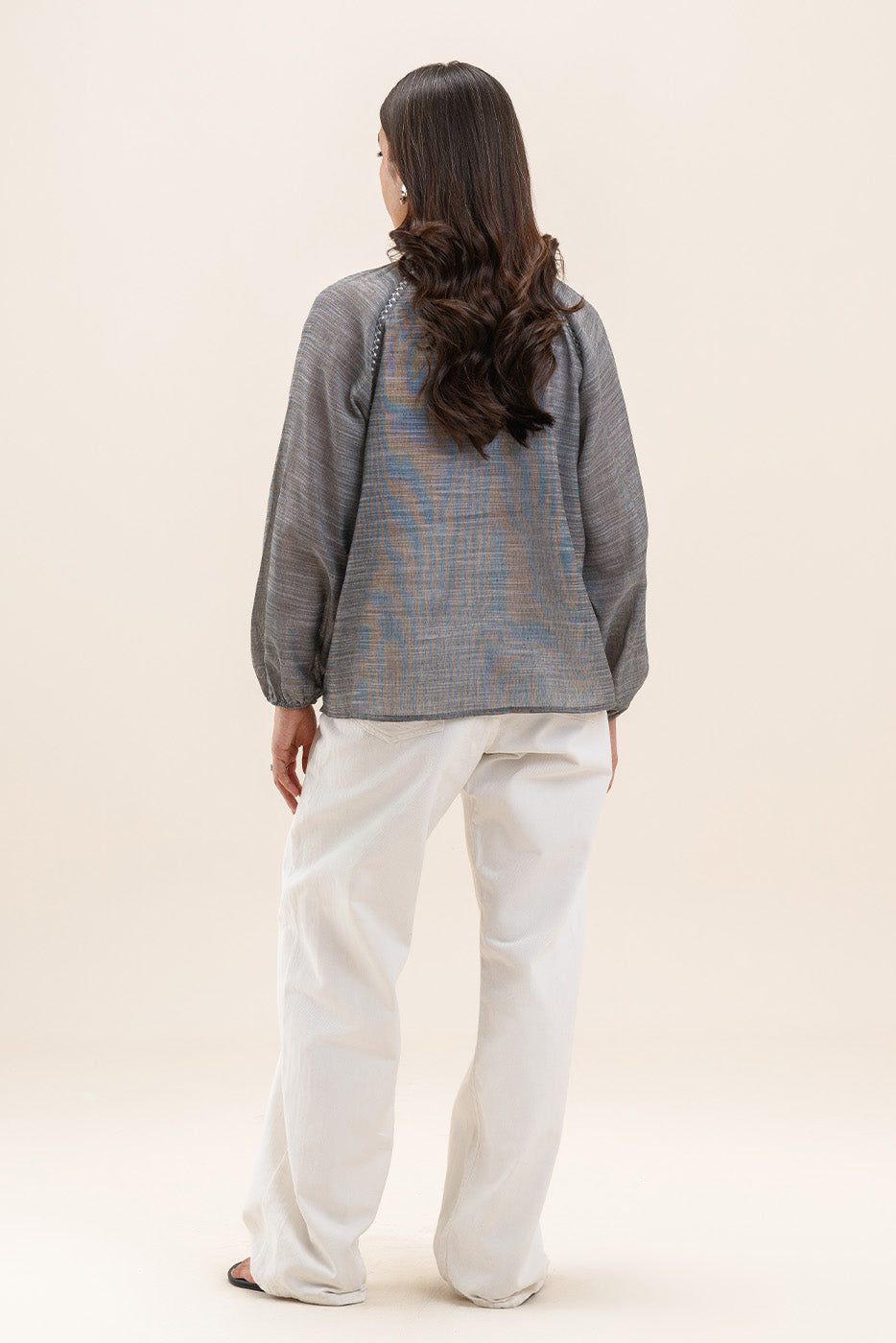 EMBROIDERED RAGLAN BLOUSE