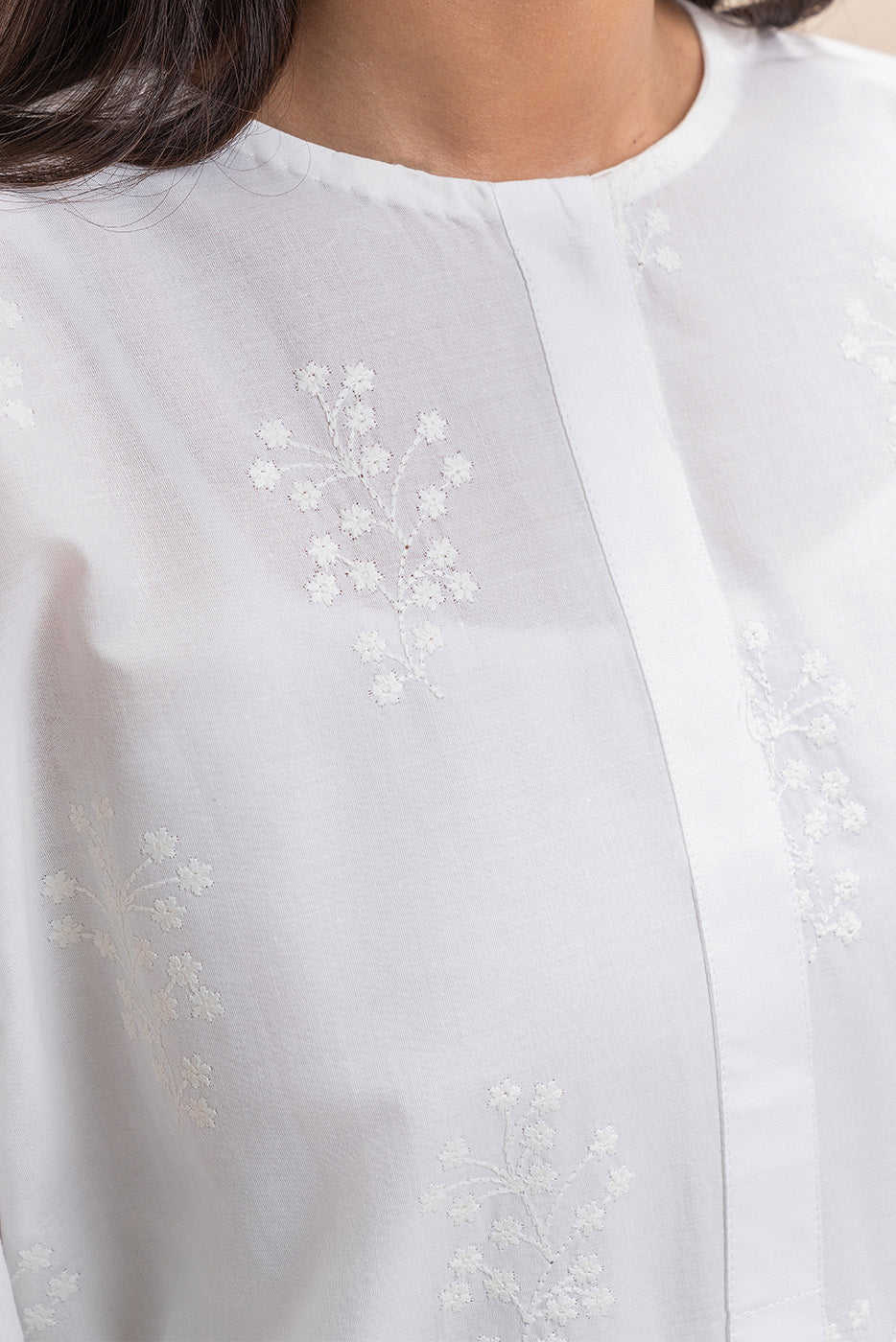 2 PIECE EMBROIDERED LAWN SUIT (PRET)