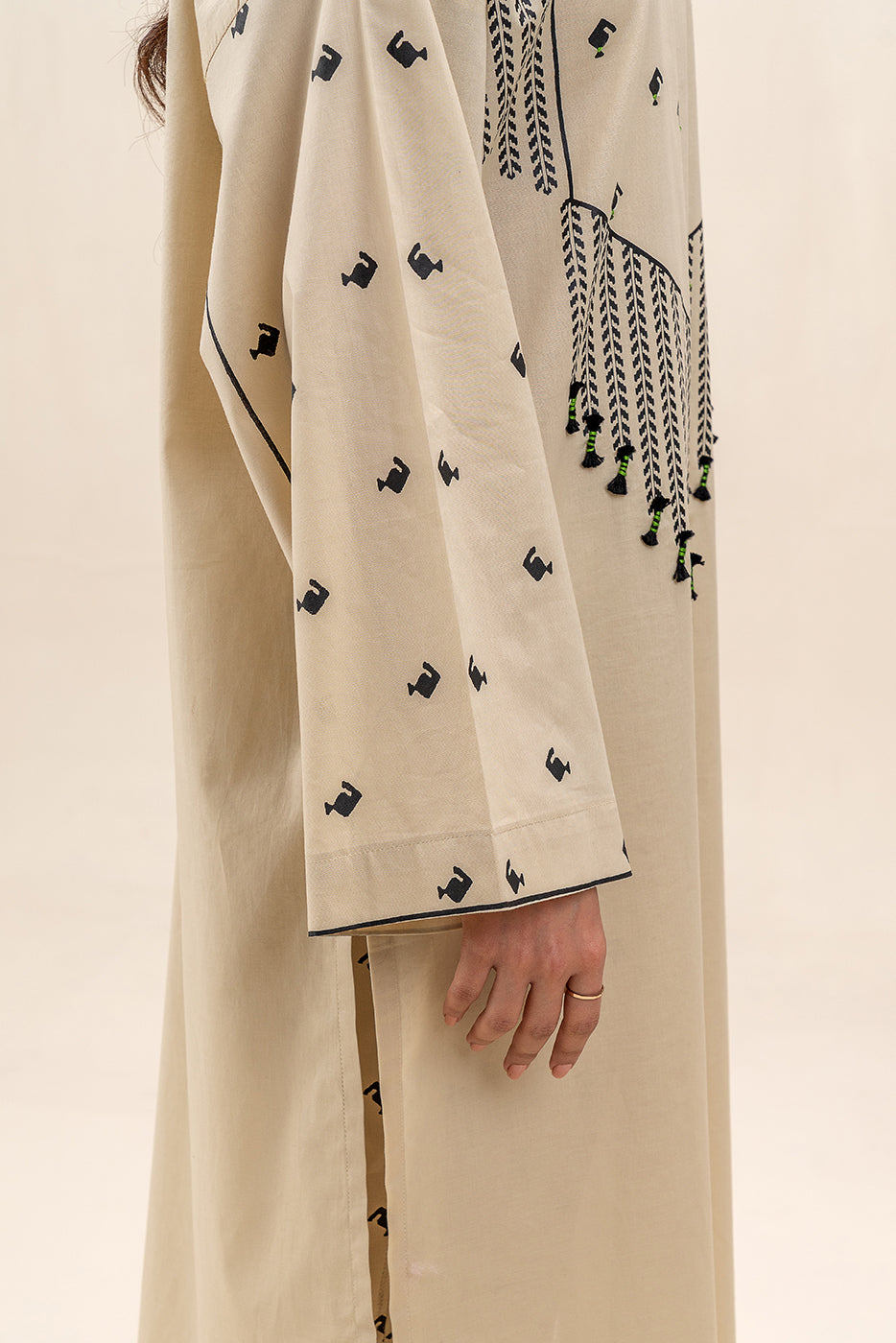 2 PIECE PRINTED LAWN SUIT (PRET)