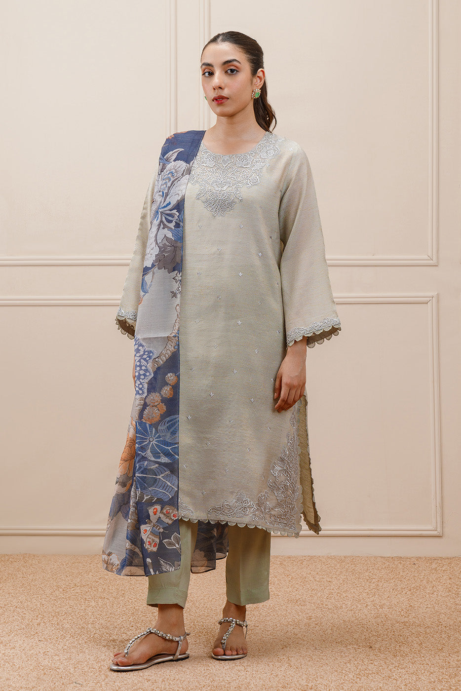 3 PIECE EMBROIDERED GOLD NET SUIT (PRET)