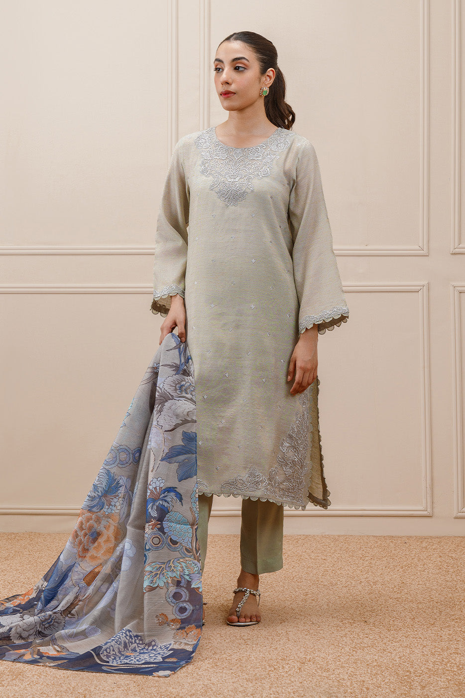3 PIECE EMBROIDERED GOLD NET SUIT (PRET)