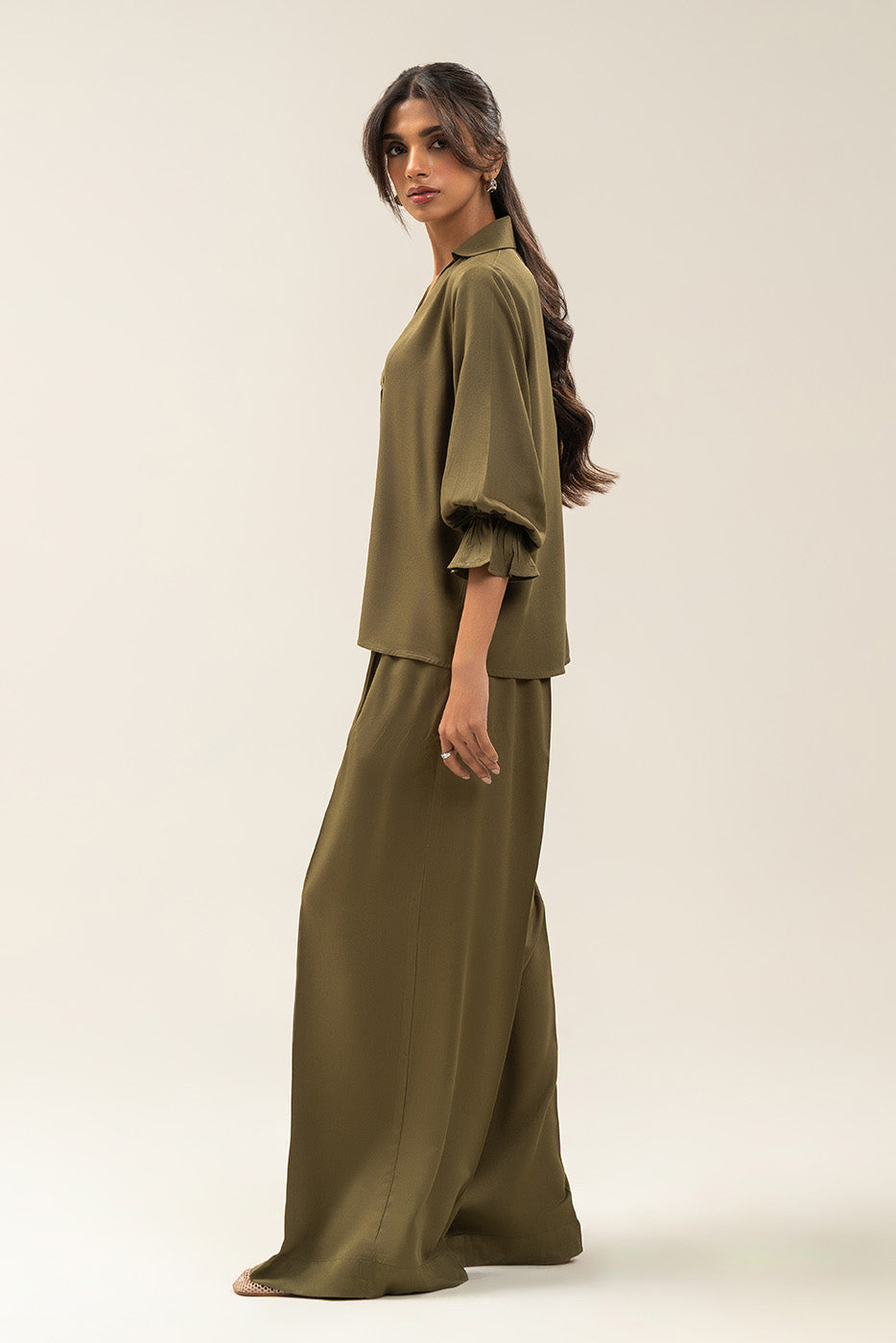 V NECK COLLAR CO-ORD SET