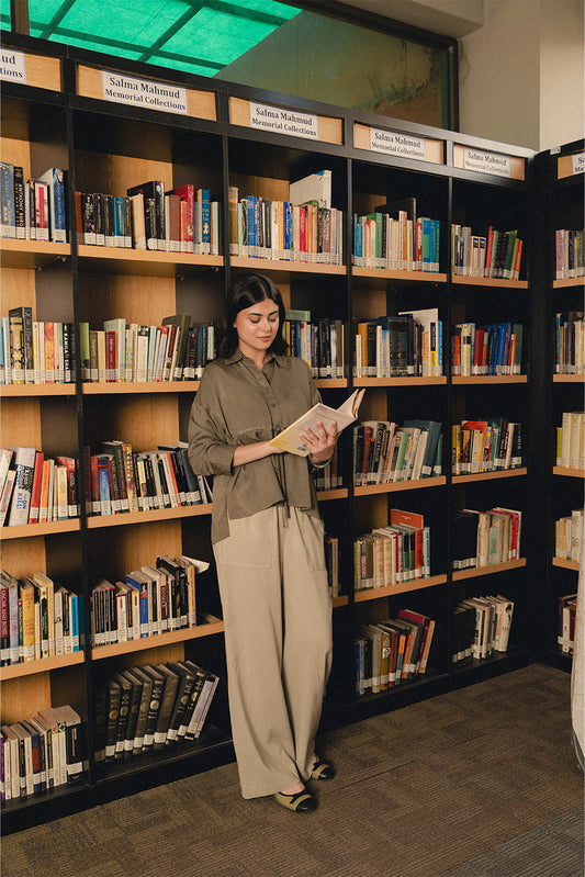 BUTTON-THROUGH ADJUSTABLE WAIST TOP