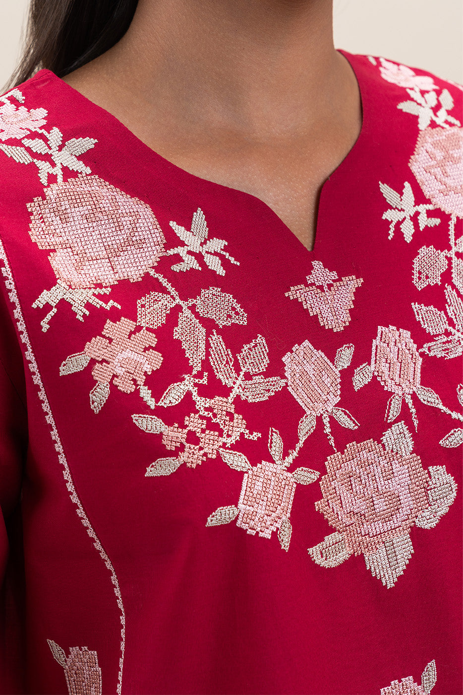 3 PIECE EMBROIDERED LAWN SUIT (PRET)