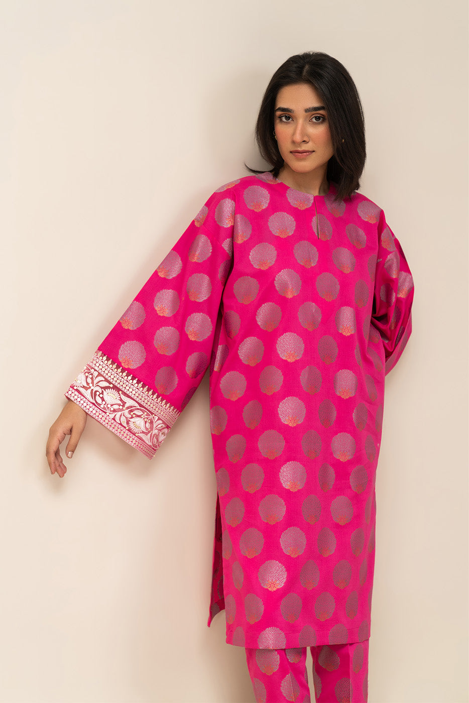 2 PIECE EMBROIDERED JACQUARD SUIT (PRET)