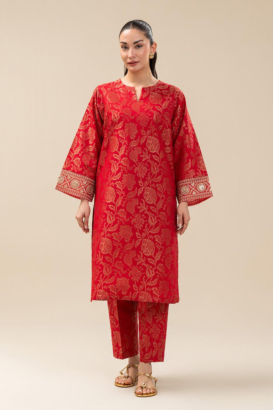 2 PIECE EMBROIDERED DANIER JACQUARD SUIT (PRET)
