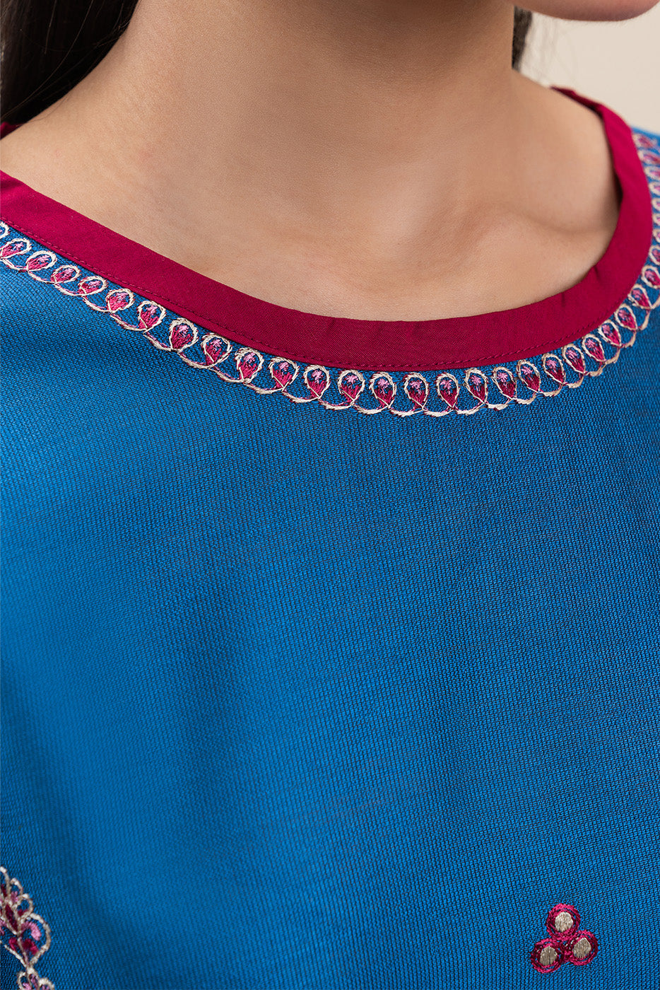 2 PIECE EMBROIDERED TWO TONE SUIT (PRET)