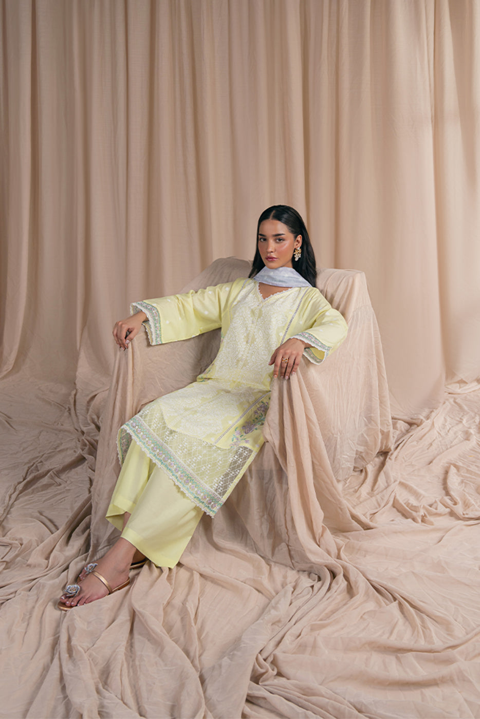 3 EMBROIDERED LAWN SUIT (PRET)