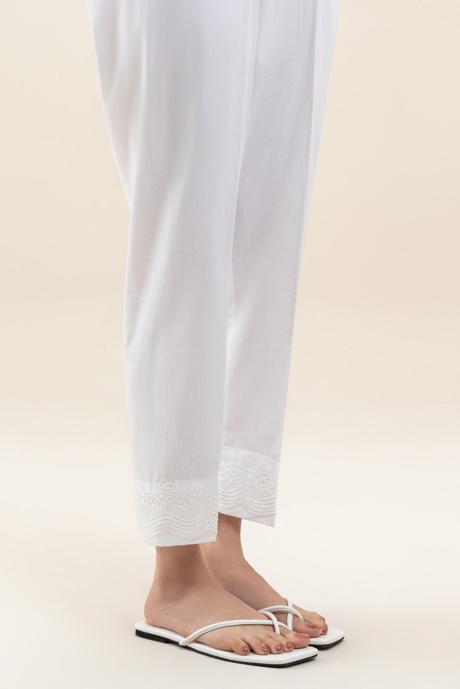 STRAIGHT PANTS