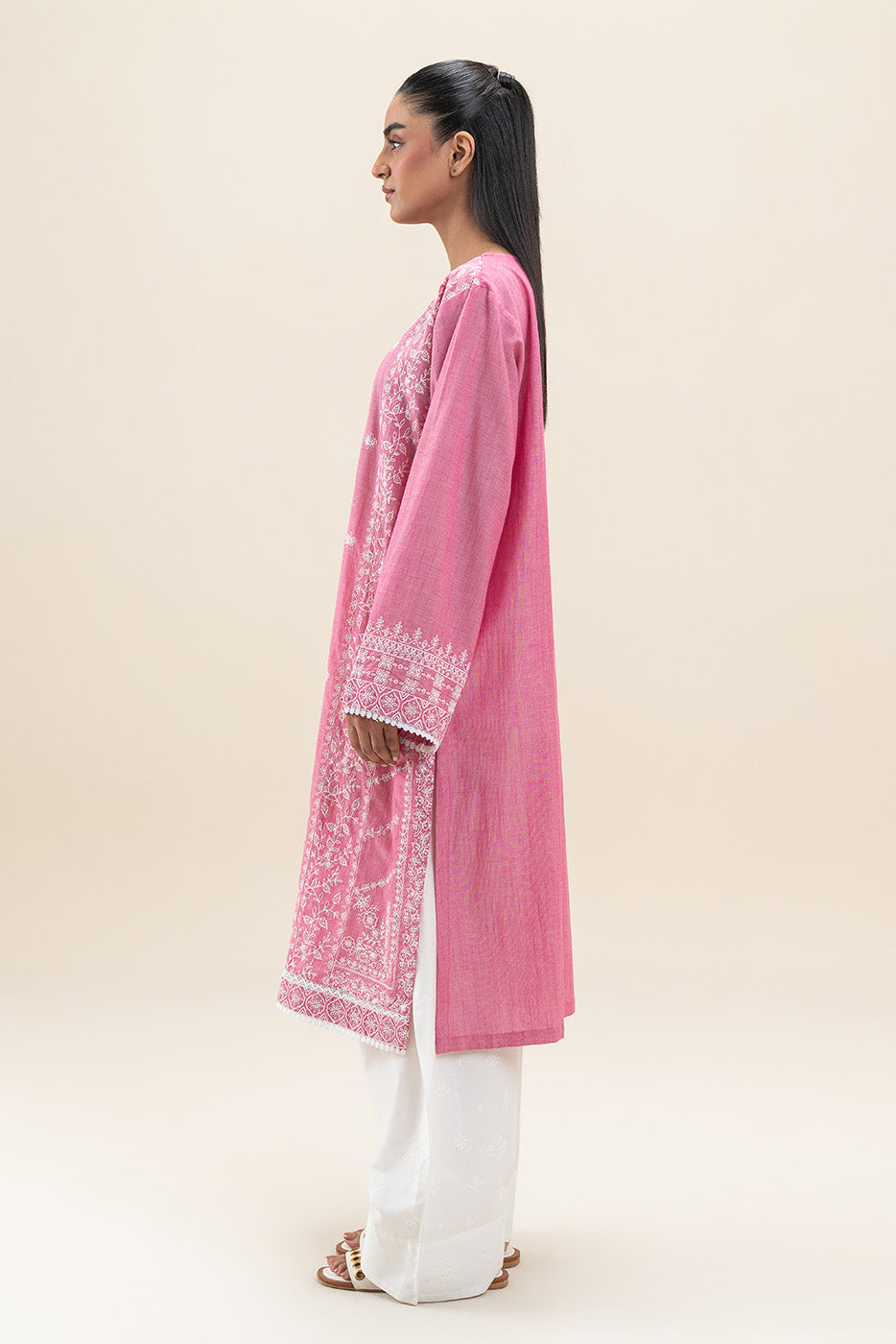 EMBROIDERED CHAMBRAY SHIRT (PRET)