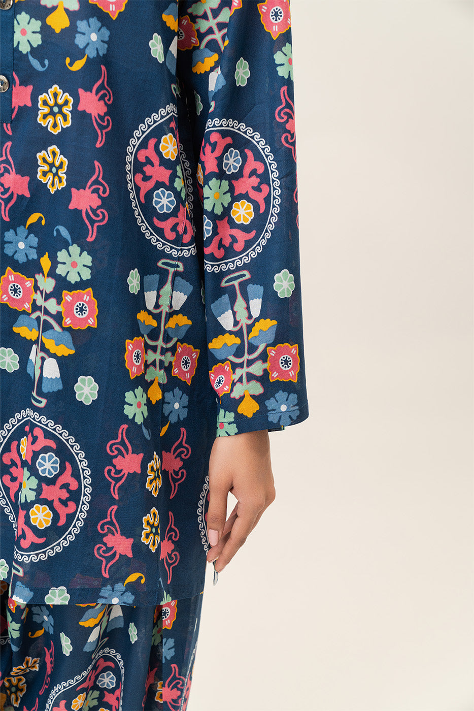 2 PIECE PRINTED LAWN SUIT (PRET)