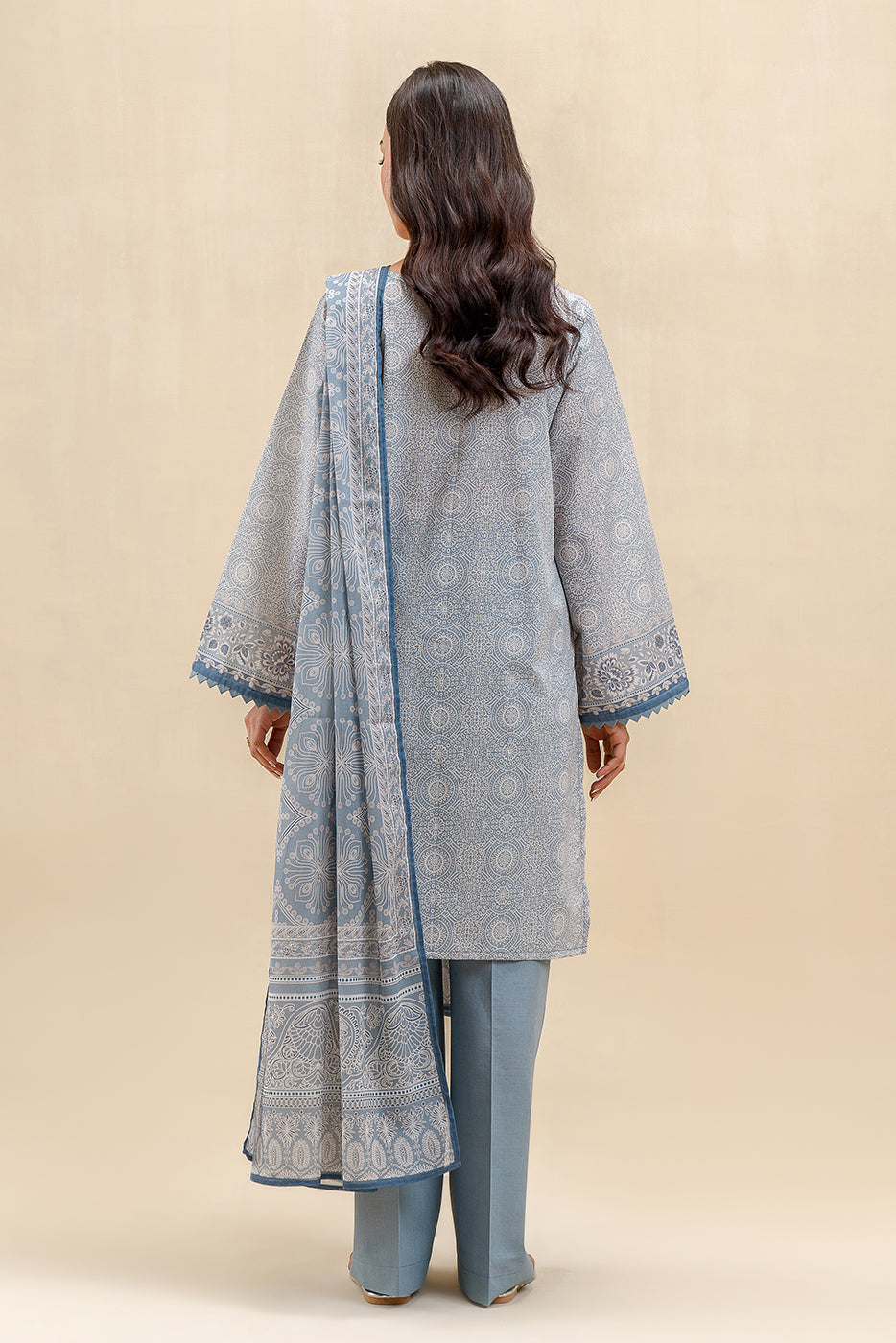 3 PIECE PRINTED LAWN SUIT-SERENE ORNATE (UNSTITCHED)