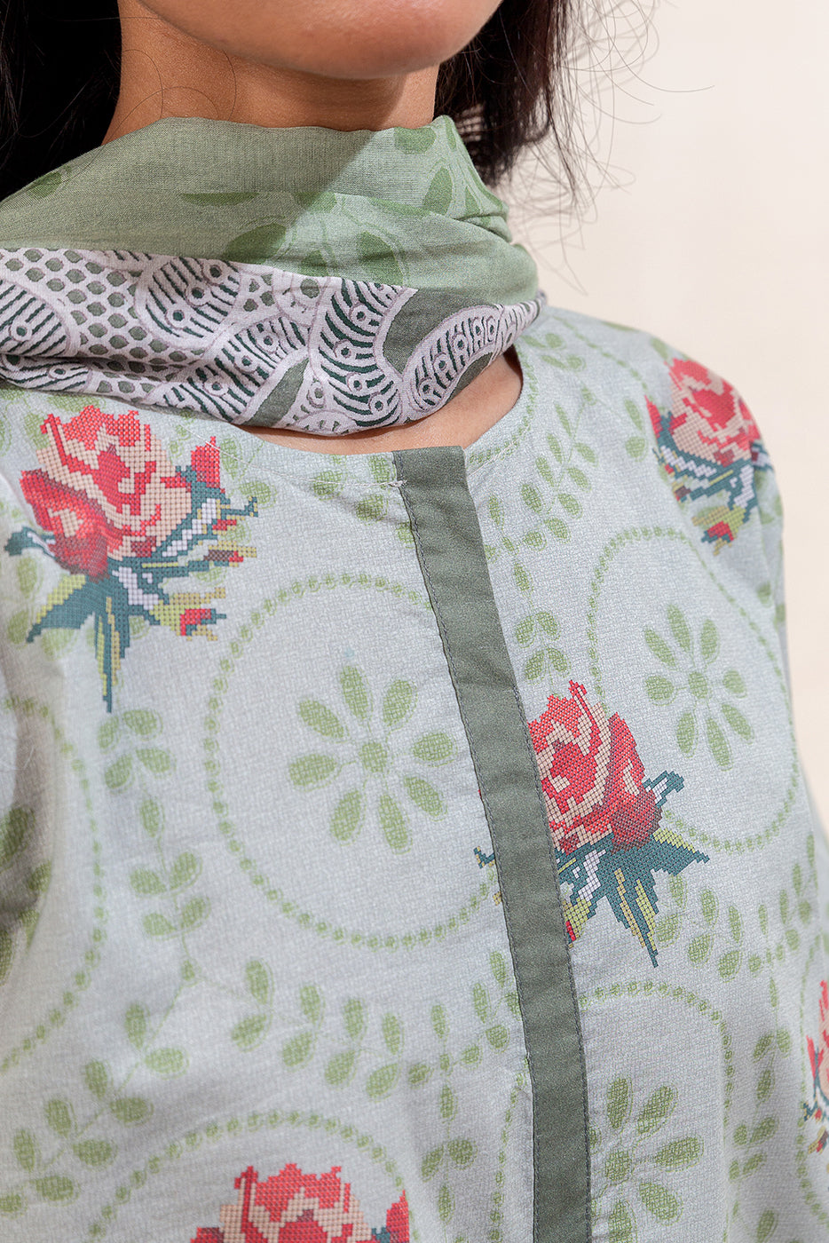 3 PIECE PRINTED LAWN SUIT-GARDEN GALORE (UNSTITCHED)