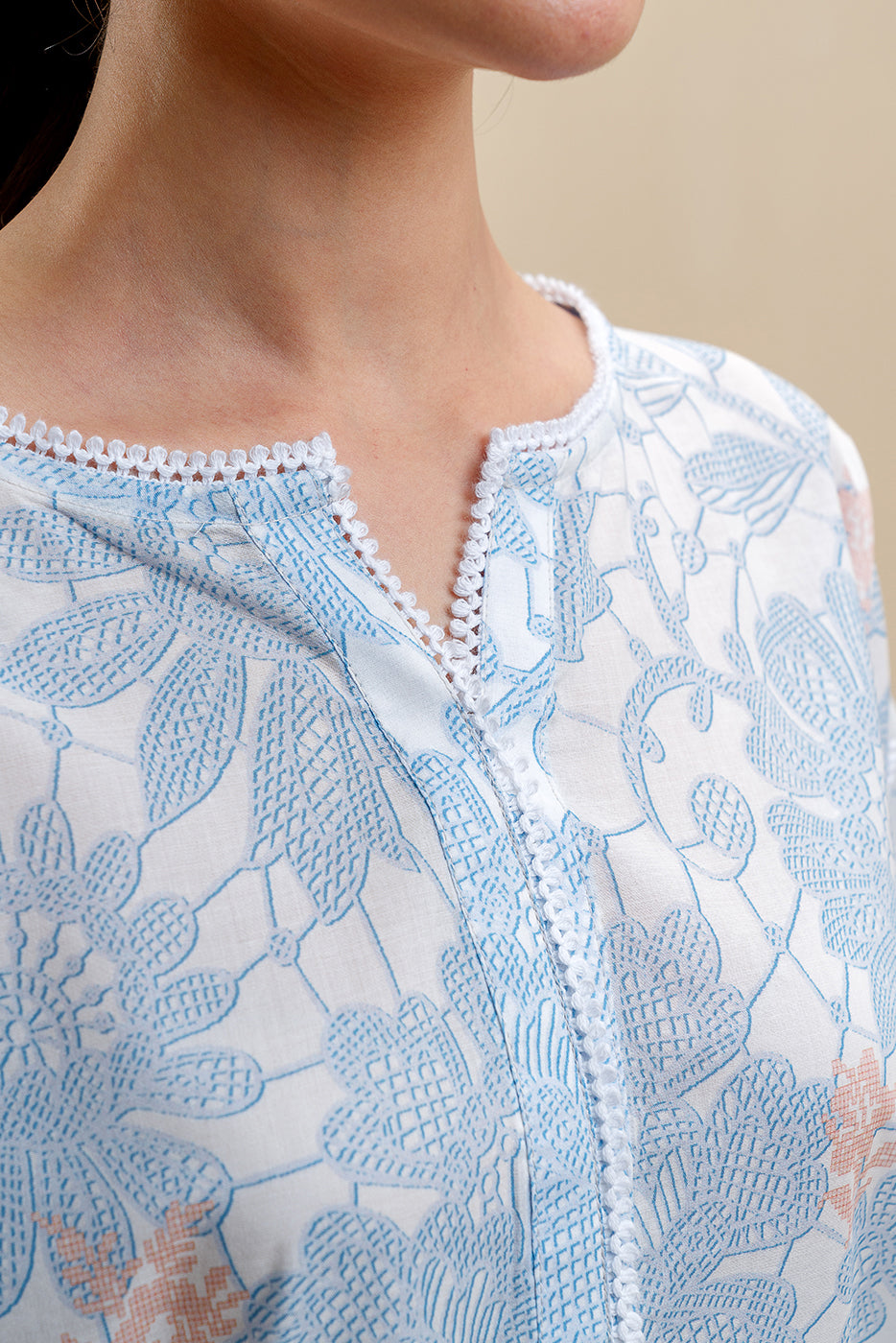 3 PIECE PRINTED LAWN SUIT-CERULEAN FLUORESCENCE (UNSTITCHED)