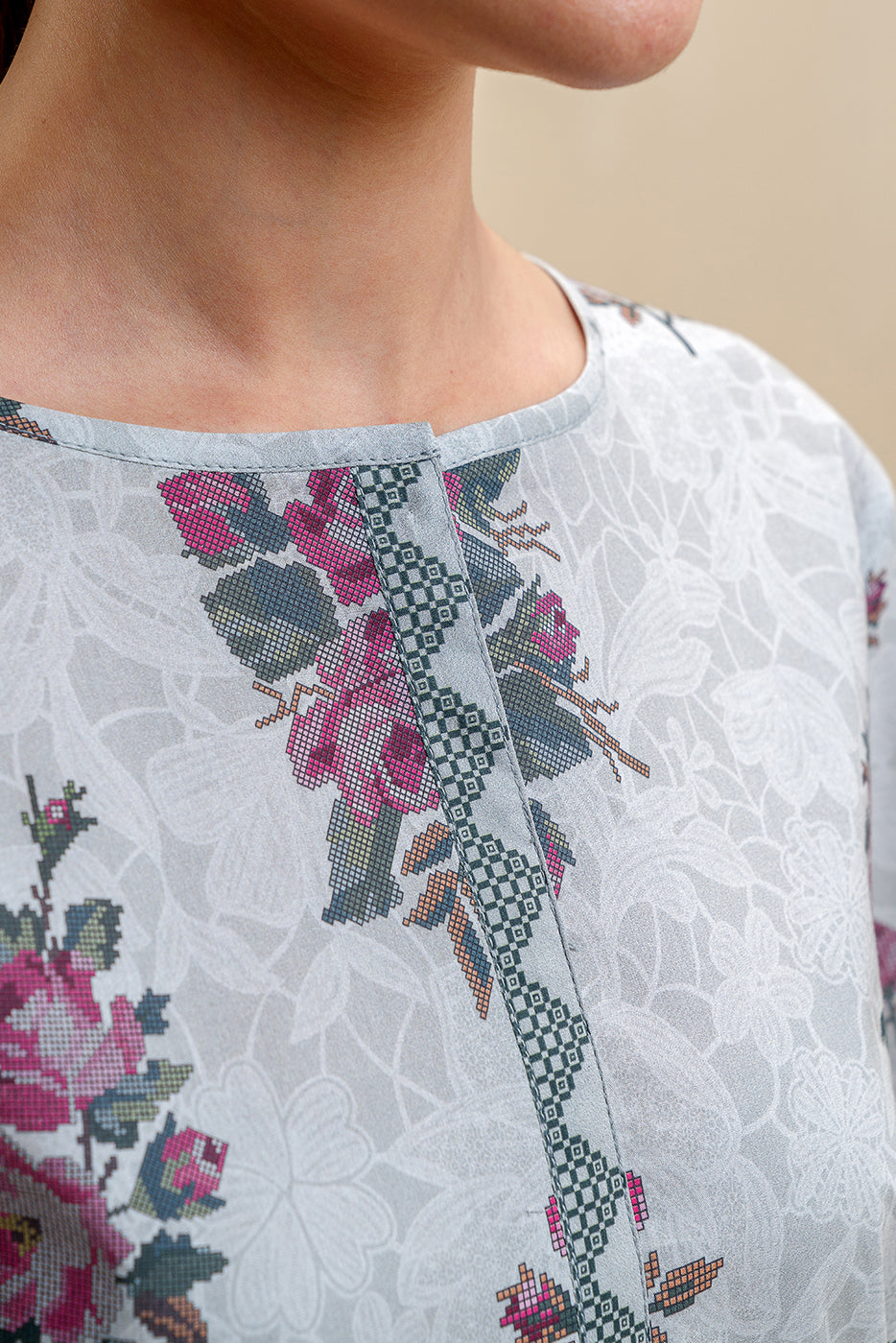 3 PIECE PRINTED LAWN SUIT-MISTY FLORA (UNSTITCHED)