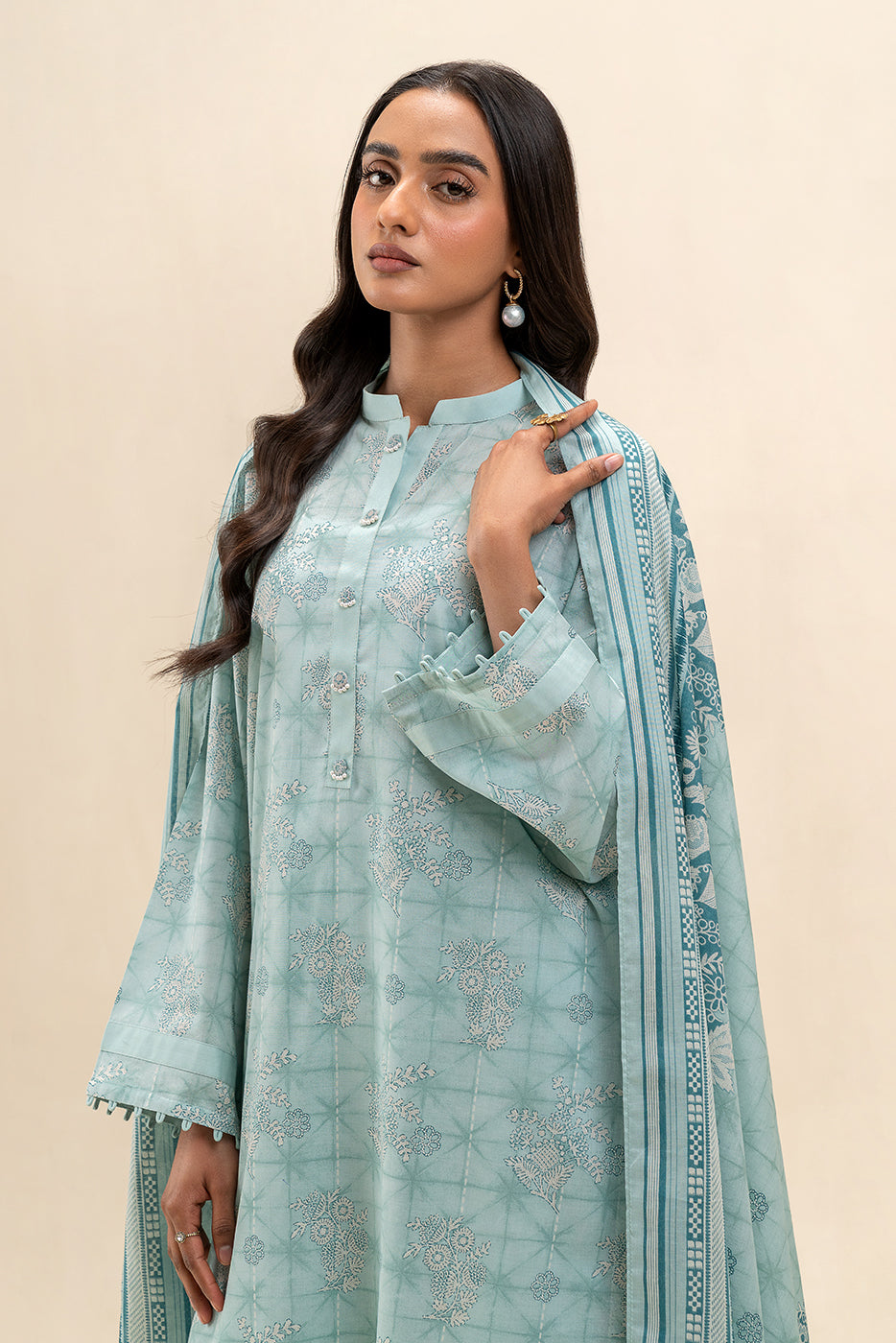 3 PIECE PRINTED LAWN SUIT-TURQUOISE GRACE (UNSTITCHED)