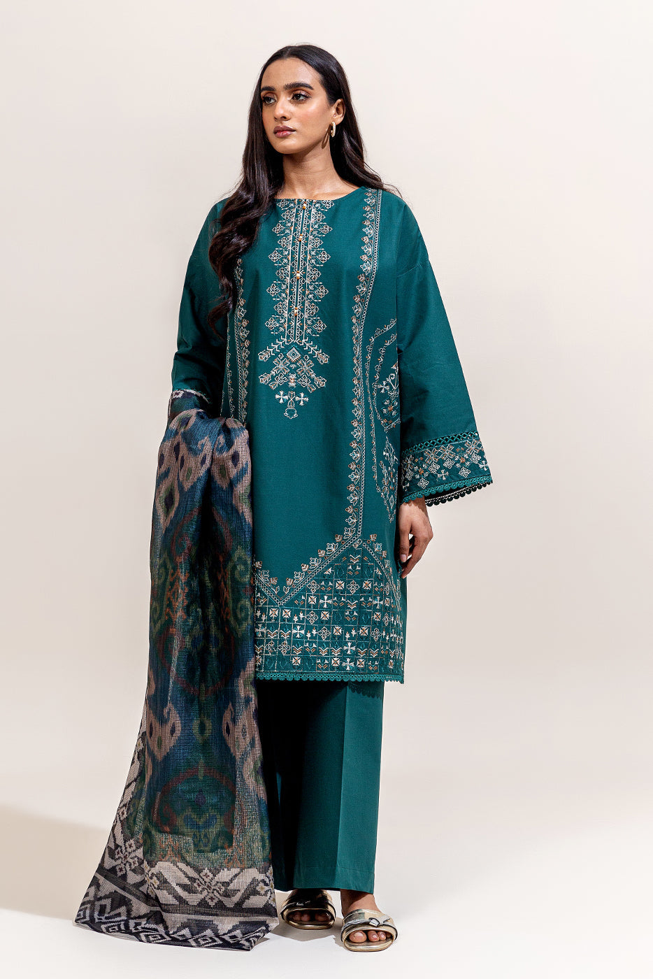 3 PIECE EMBROIDERED LAWN SUIT-TEAL VOYAGE (UNSTITCHED)