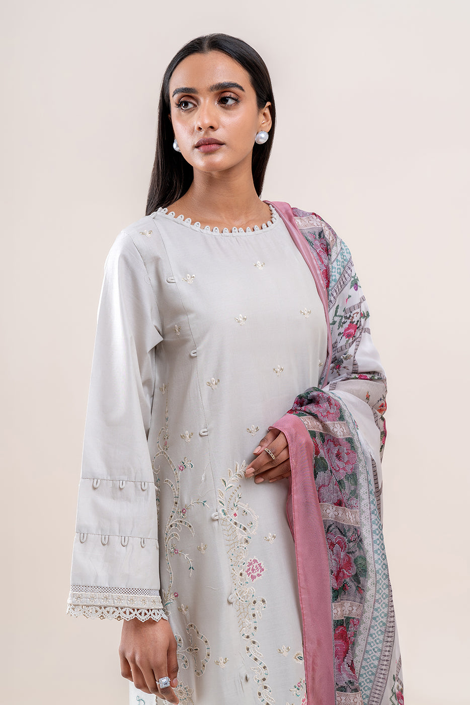 3 PIECE EMBROIDERED LAWN SUIT-DREAMY PEARL (UNSTITCHED)