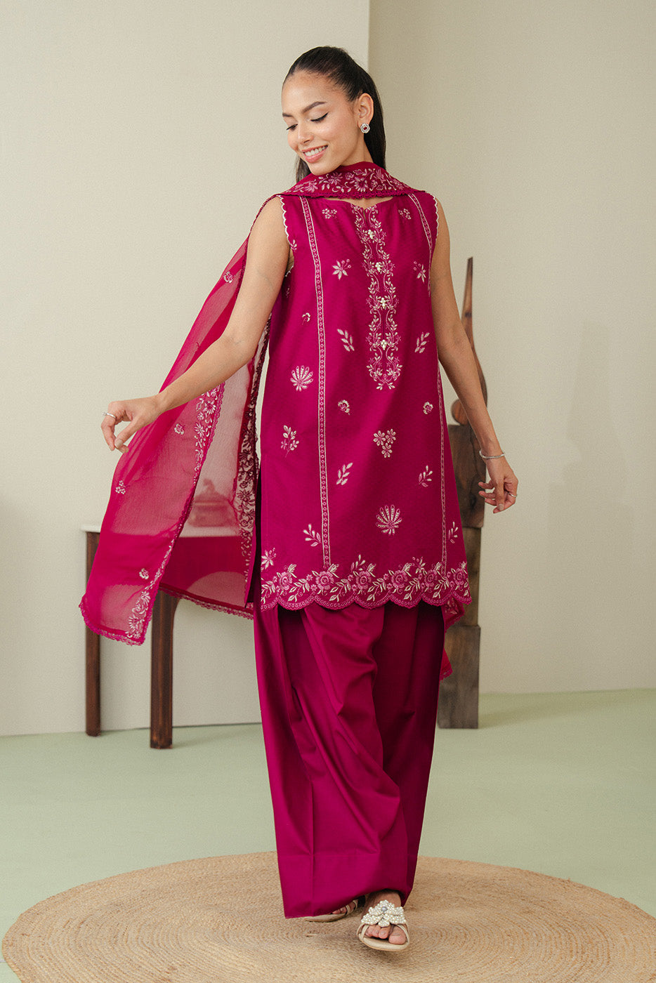 3 PIECE EMBROIDERED SELF JACQUARD SUIT-BERRY WEFT (UNSTITCHED)
