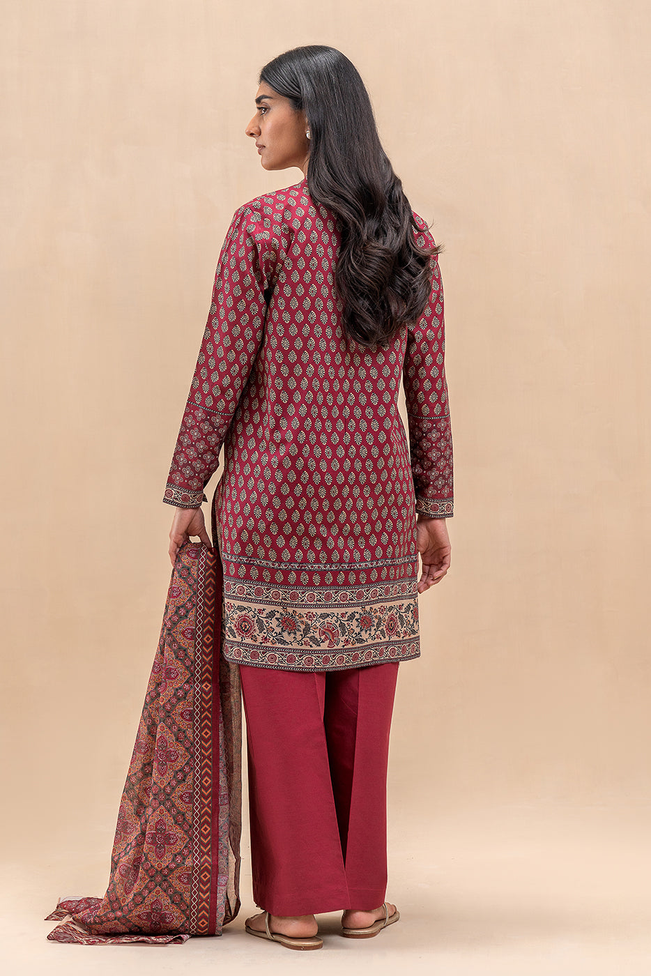 3 PIECE PRINTED LAWN SUIT-SCARLET MIST (UNSTITCHED)