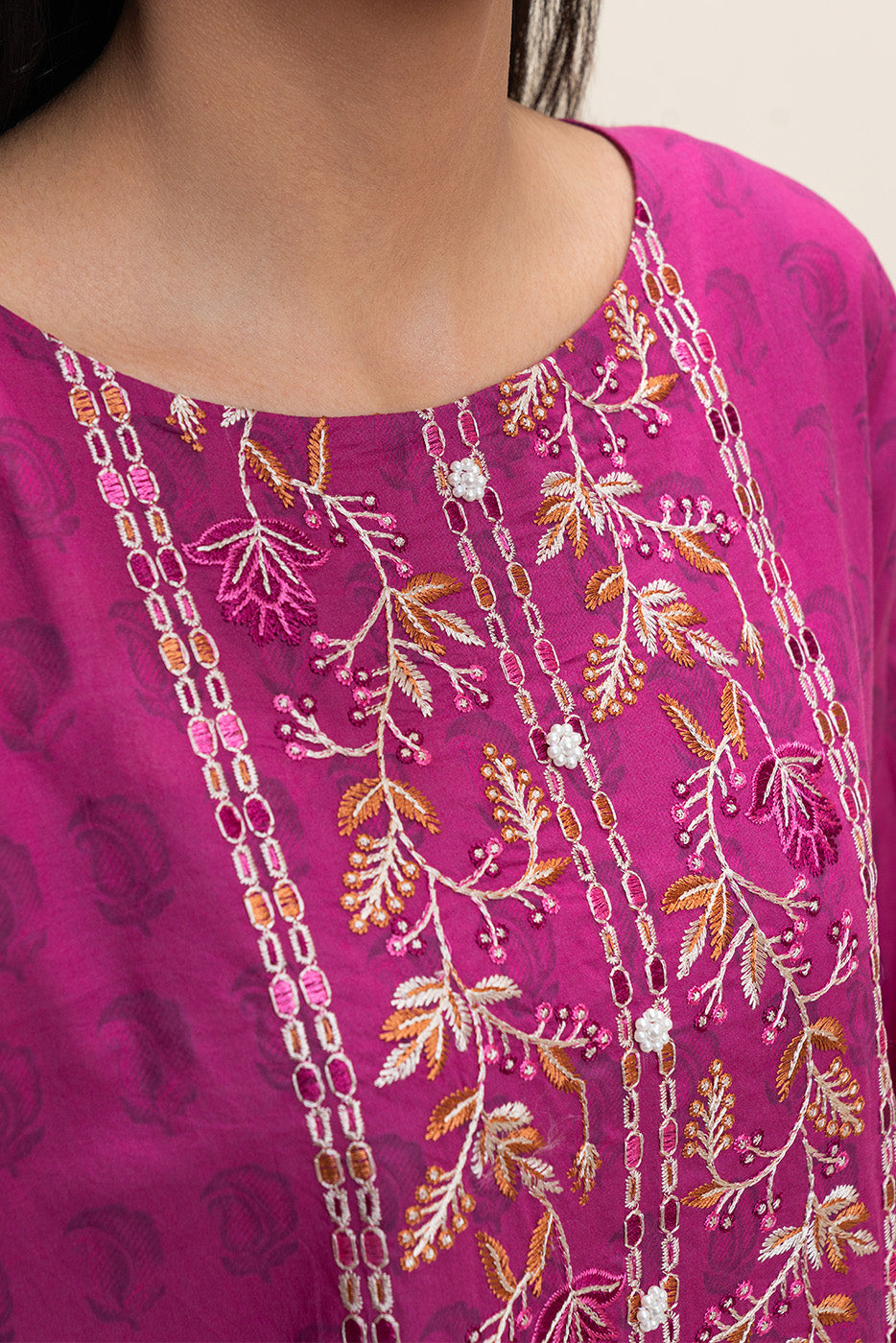 2 PIECE EMBROIDERED LAWN SUIT-MAGENTA BLOOM (UNSTITCHED)