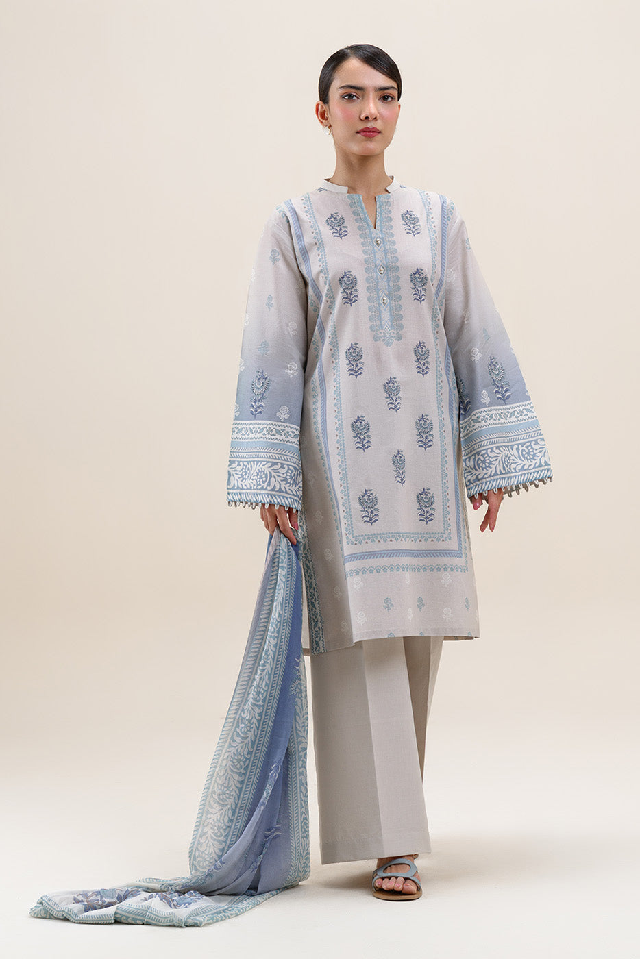3 PIECE PRINTED LAWN SUIT-PASTEL PEARL (UNSTITCHED)