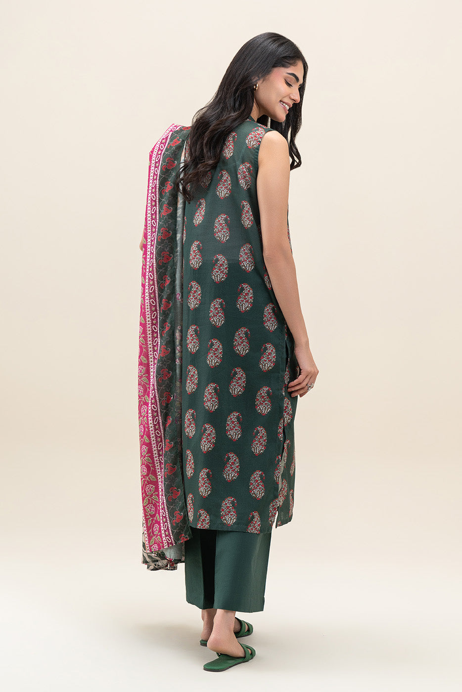 3 PIECE PRINTED LAWN SUIT-EMERALD PINE (UNSTITCHED)