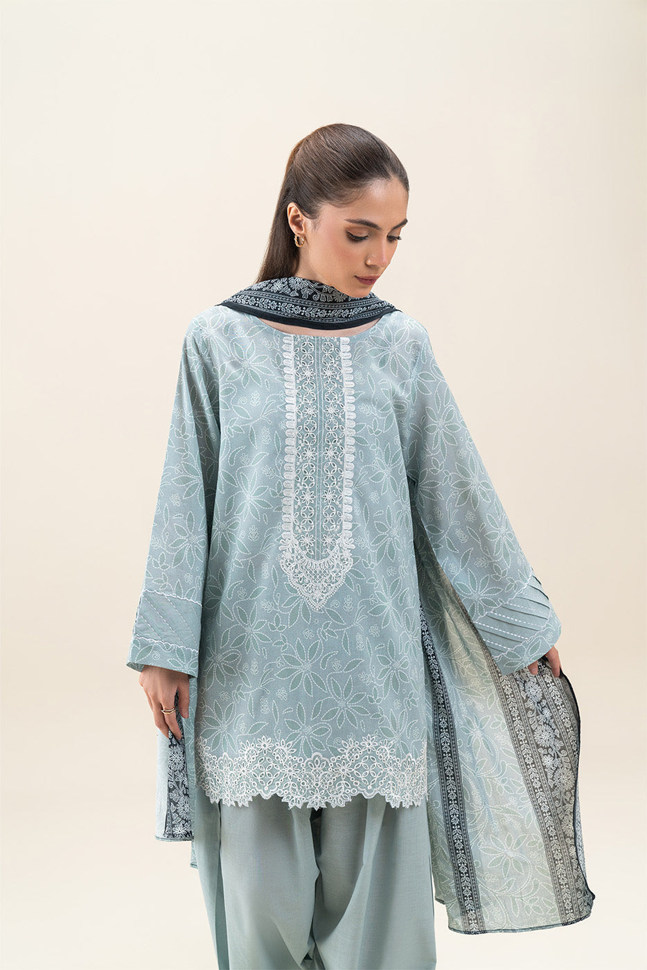 3 PIECE EMBROIDERED LAWN SUIT-DAZZLE SAGE (UNSTITCHED)