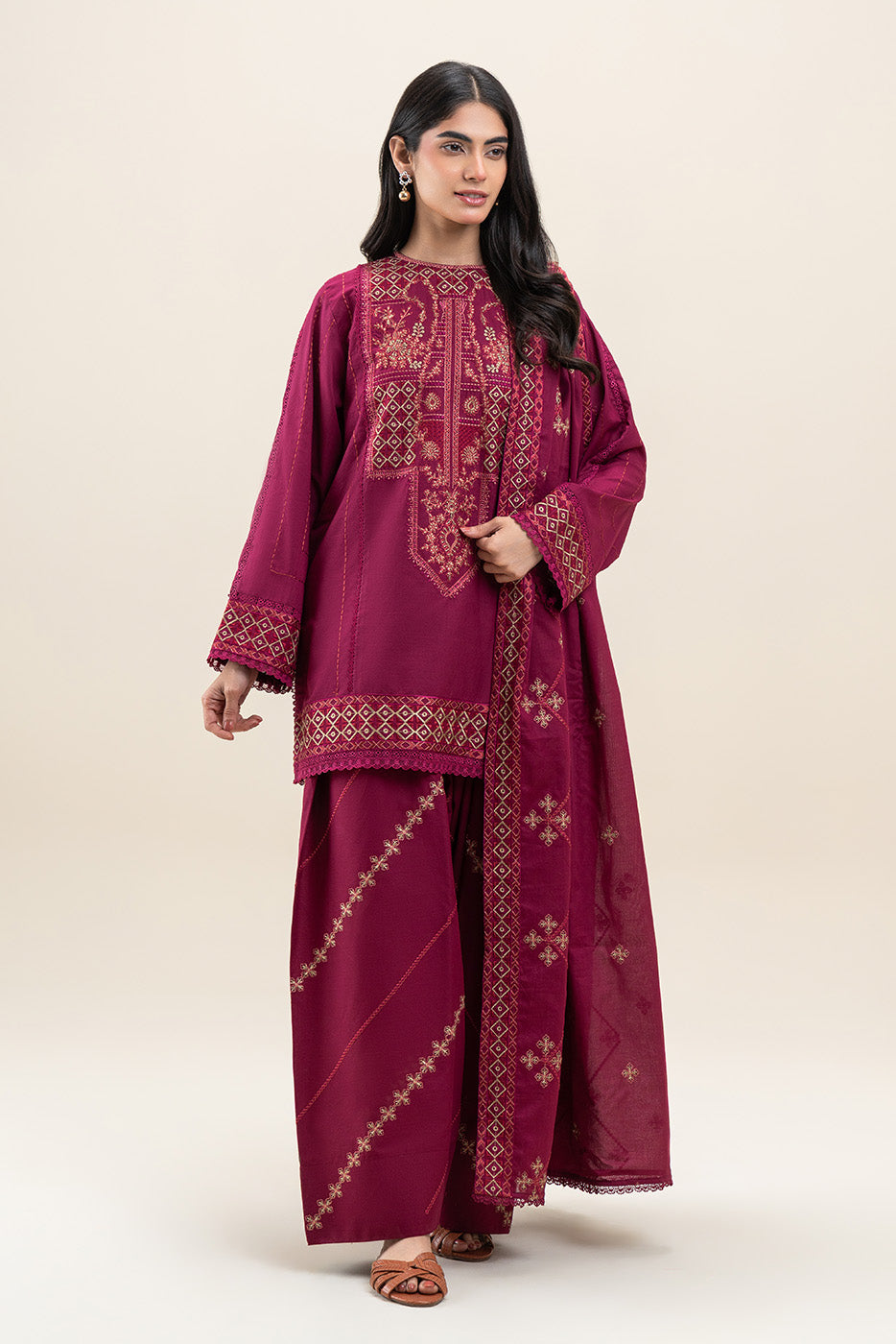 3 PIECE EMBROIDERED LAWN SUIT-MAJESTIC RED (UNSTITCHED)