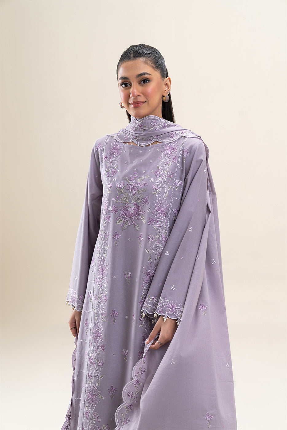 3 PIECE EMBROIDERED LAWN SUIT-LAVENDER GLOW (UNSTITCHED)