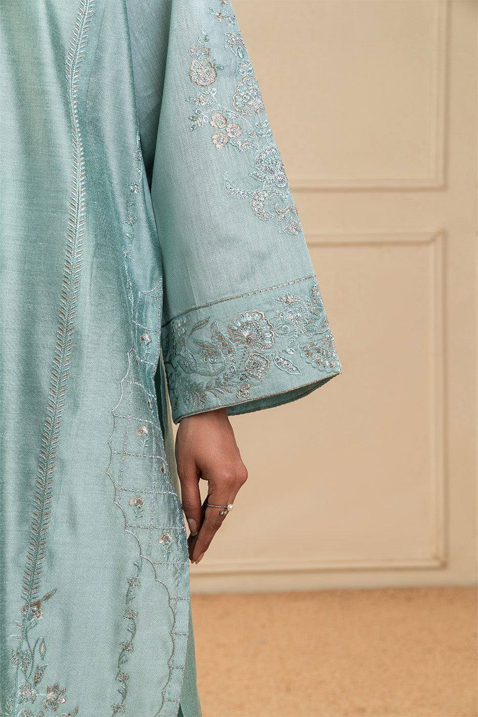 2 PIECE EMBROIDERED TWO TONE SUIT (HIGH CASUAL)