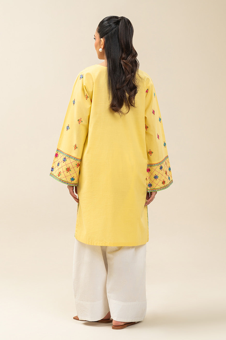 EMBROIDERED SLUB LAWN SHIRT (PRET)