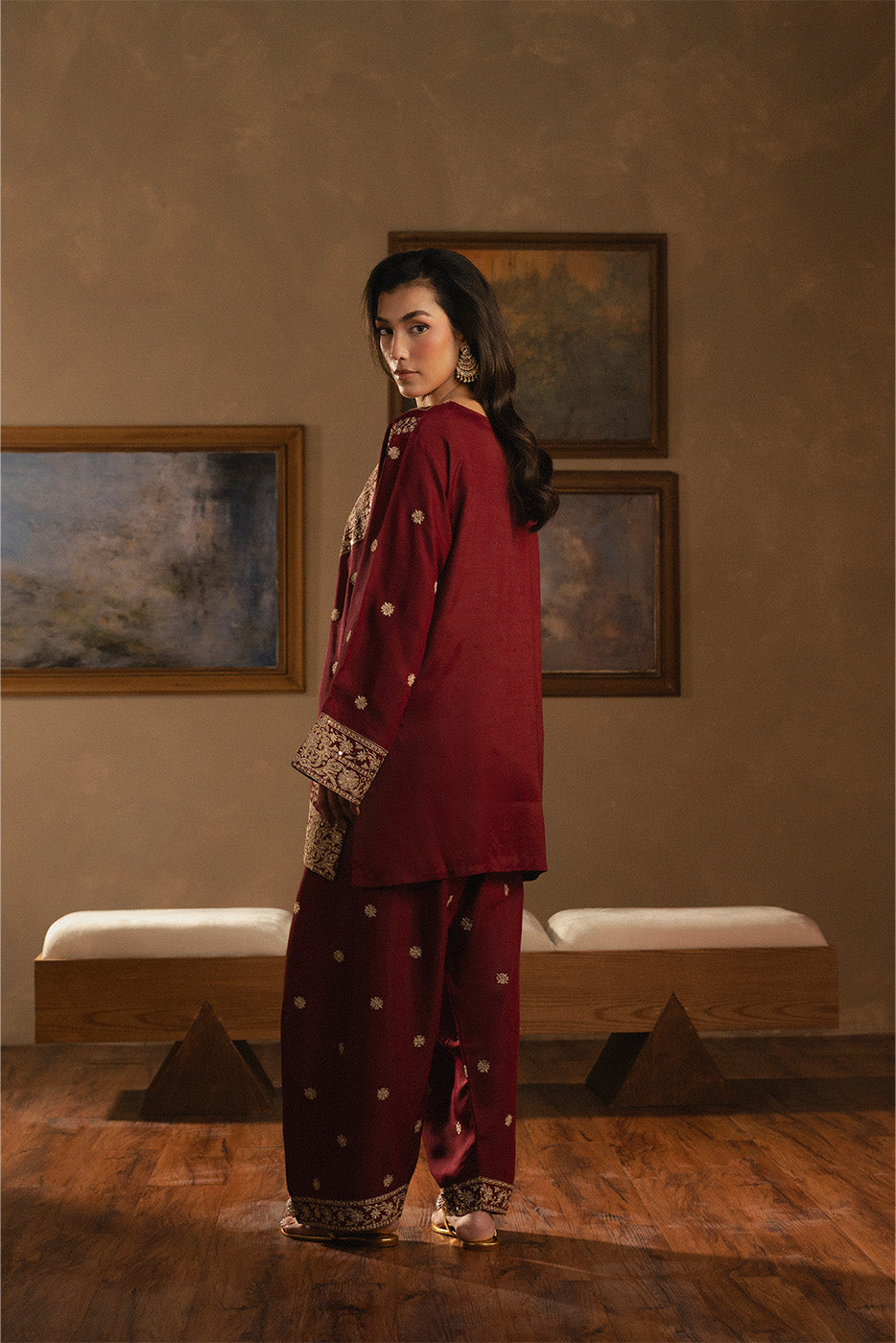 2 PIECE EMBROIDERED RAW SILK SUIT (LUXURY PRET)