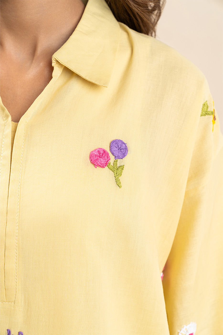 2 PIECE EMBROIDERED YARN DYED SUIT (PRET)