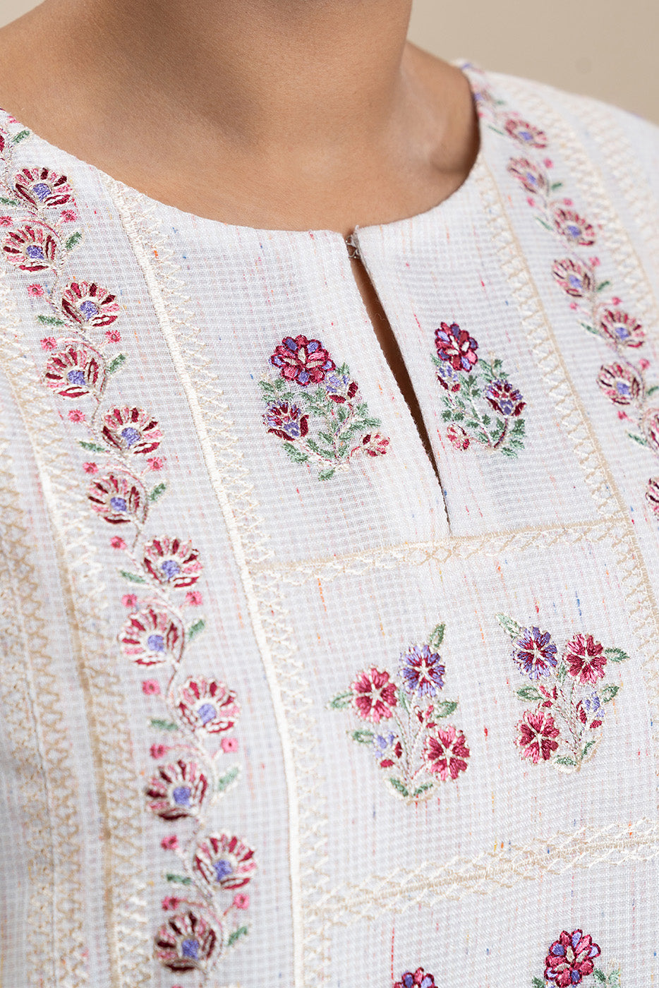 2 PIECE EMBROIDERED MULTI NEPS NET SUIT (HIGH CASUAL)