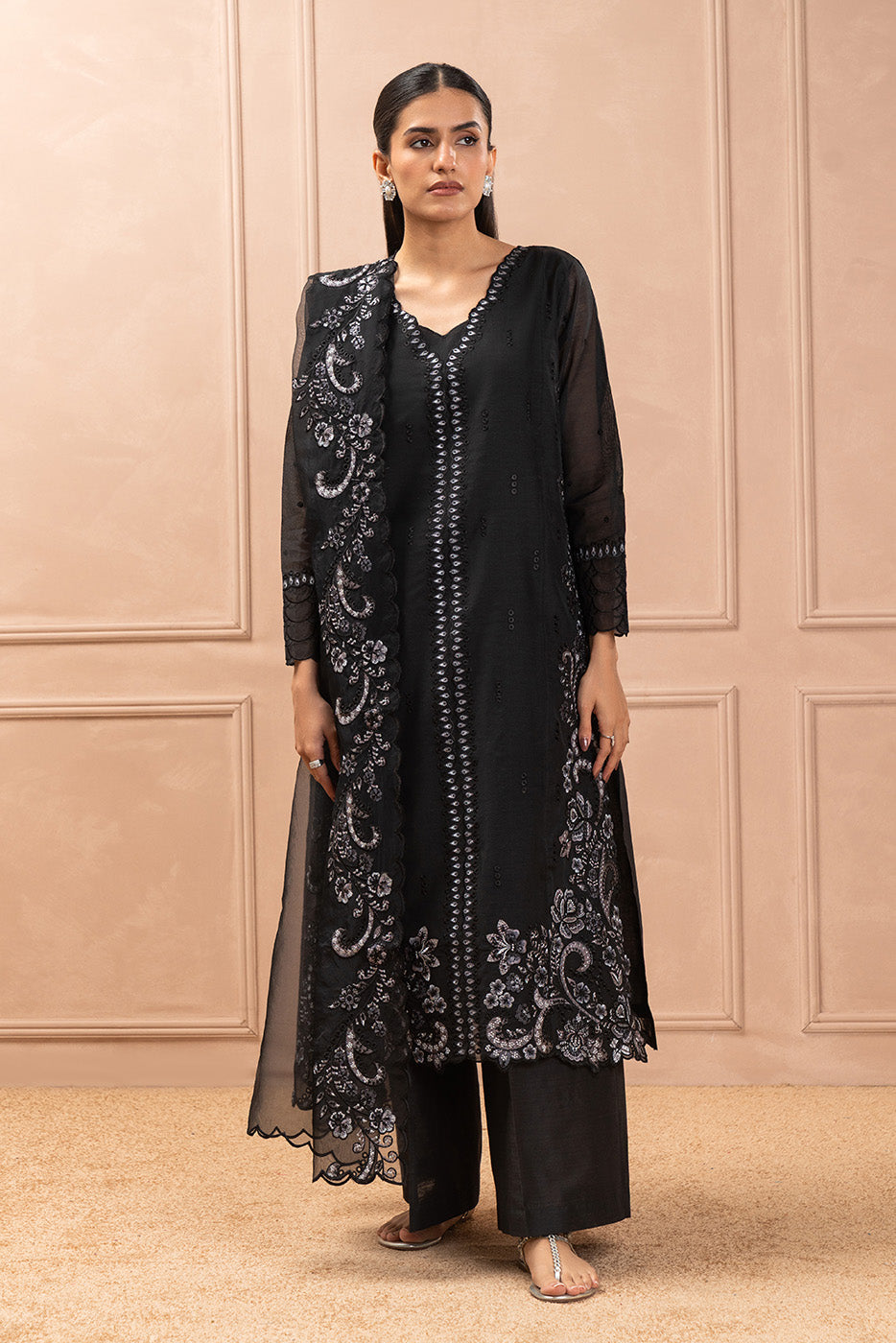 2 PIECE EMBROIDERED PAPER COTTON SUIT (LUXURY PRET)