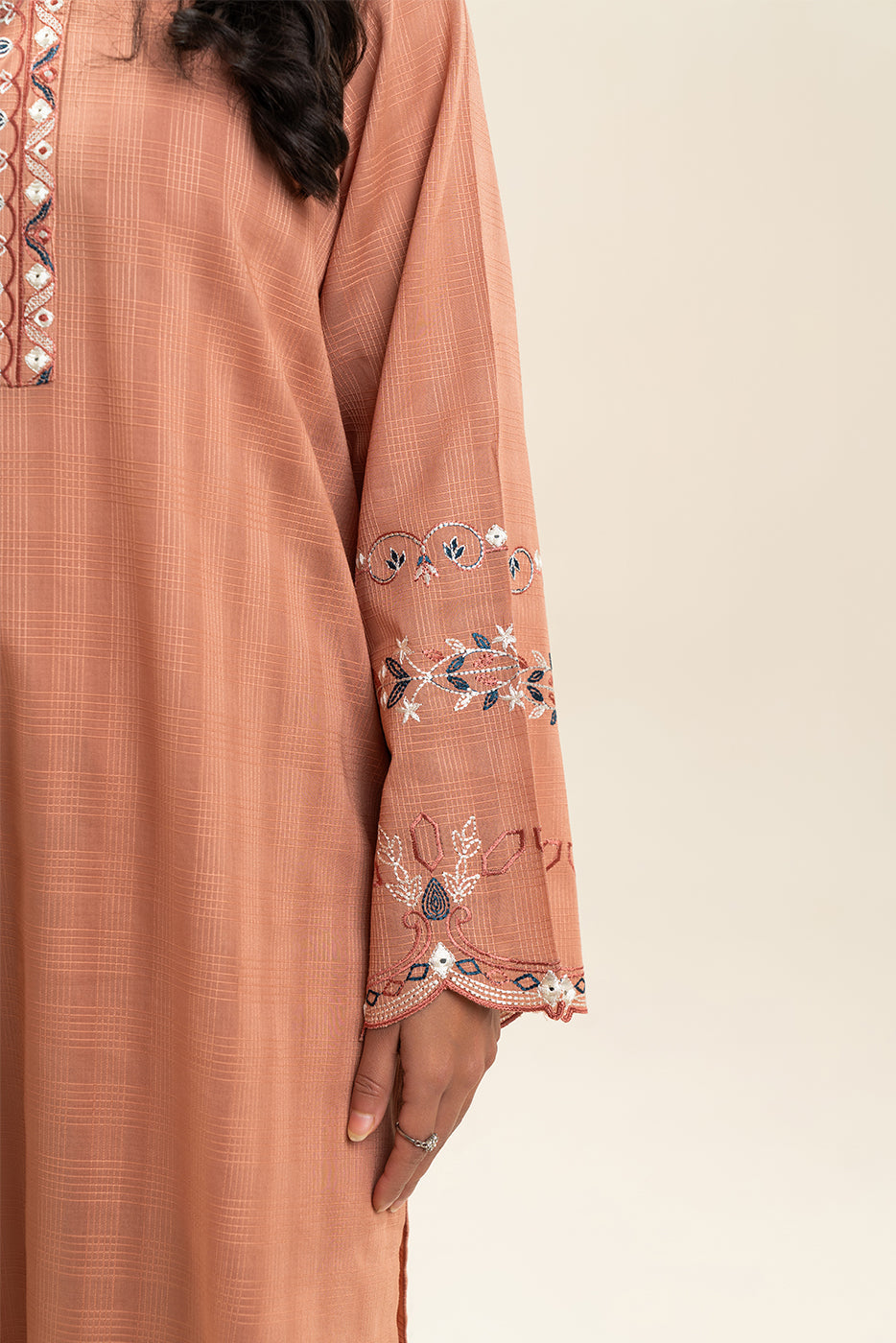 2 PIECE EMBROIDERED DORIA SUIT (PRET)