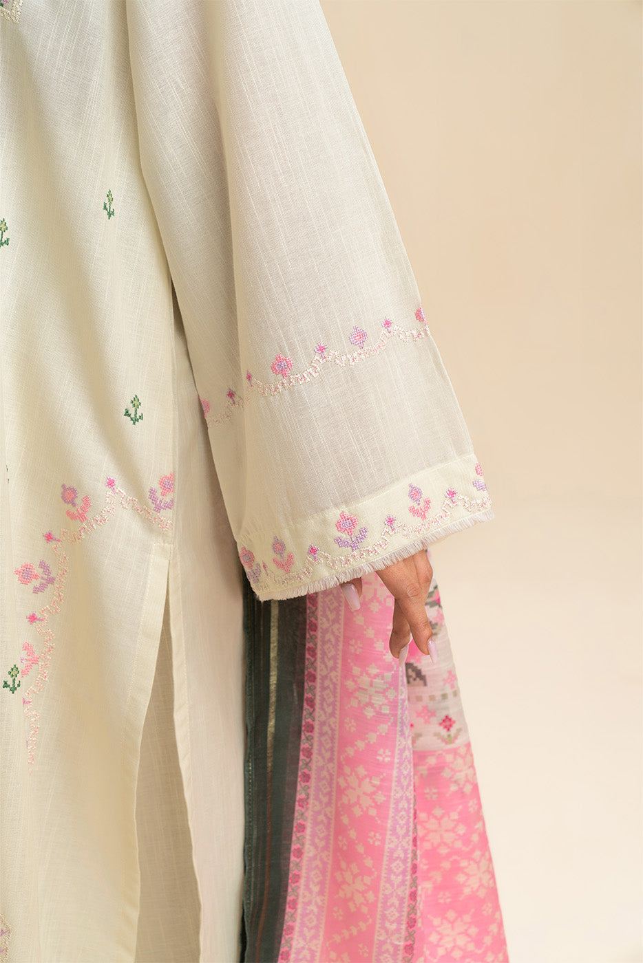 2 PIECE EMBROIDERED SLUB SUIT (PRET)