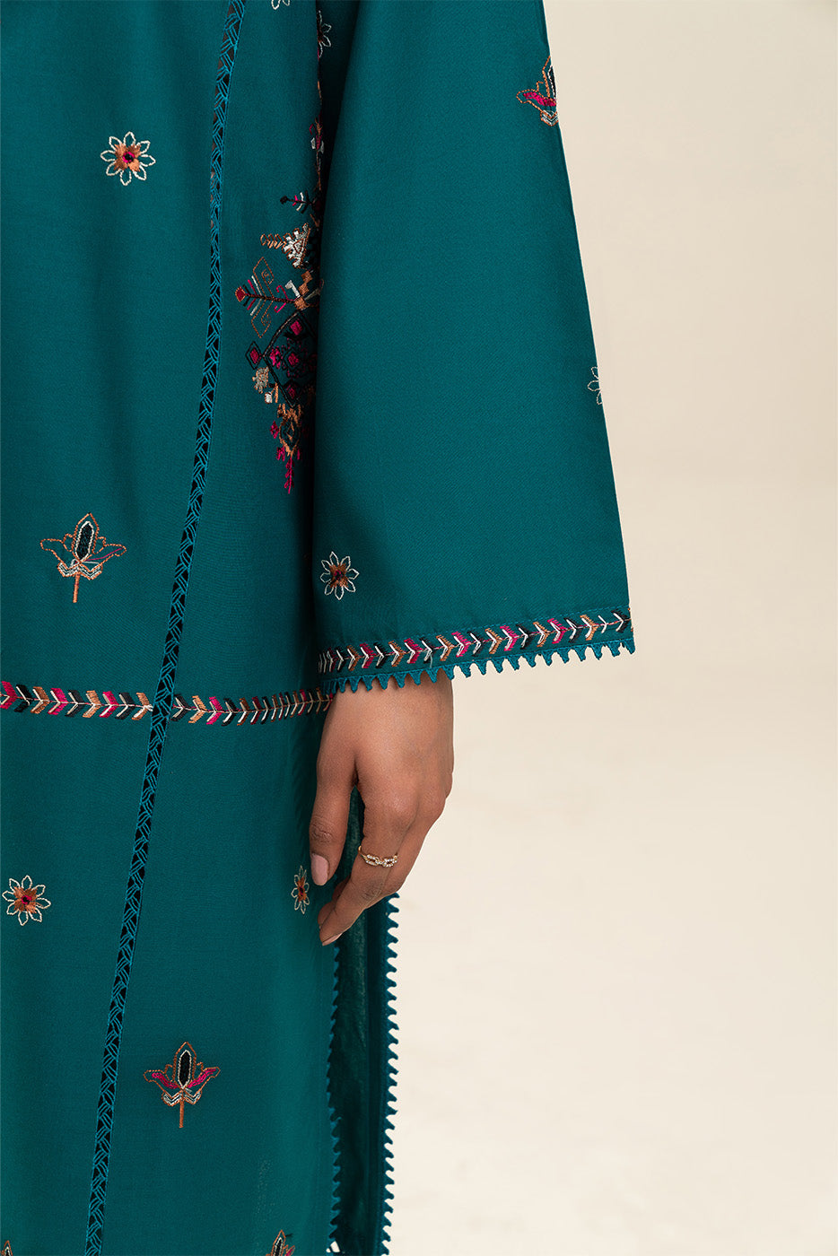 3 PIECE EMBROIDERED LAWN SUIT-TRIBAL CAMELLIA (UNSTITCHED)