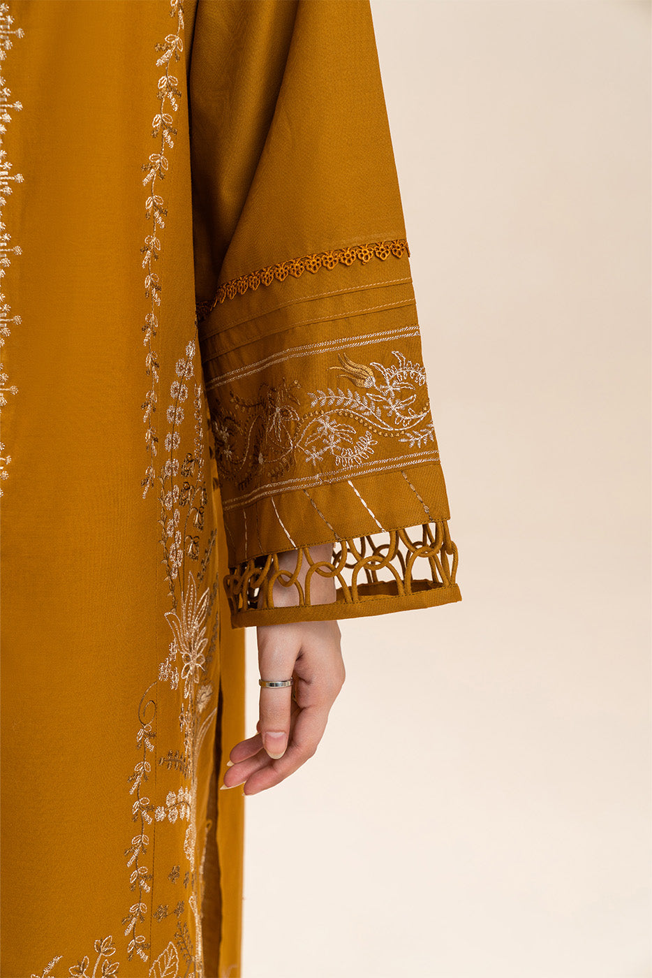 3 PIECE EMBROIDERED LAWN SUIT-MUSTARD MAJESTY (UNSTITCHED)