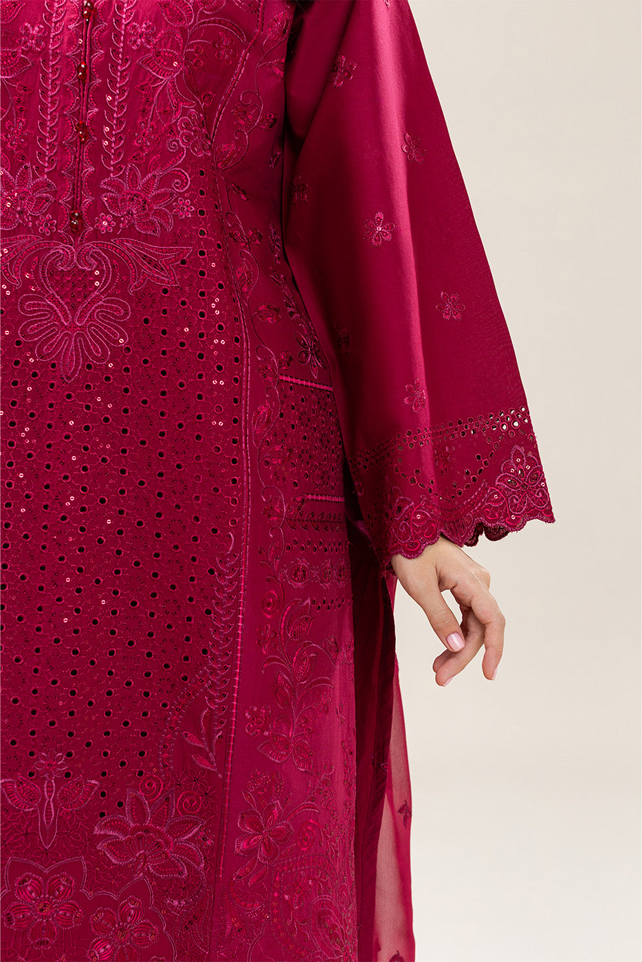 3 PIECE EMBROIDERED LAWN SUIT (LUXURY PRET)