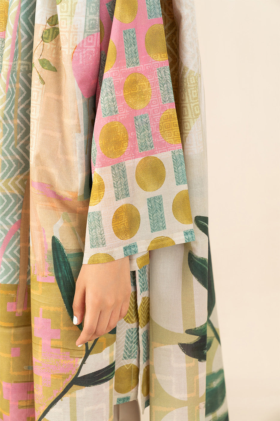 3 PIECE PRINTED LAWN SUIT (PRET)