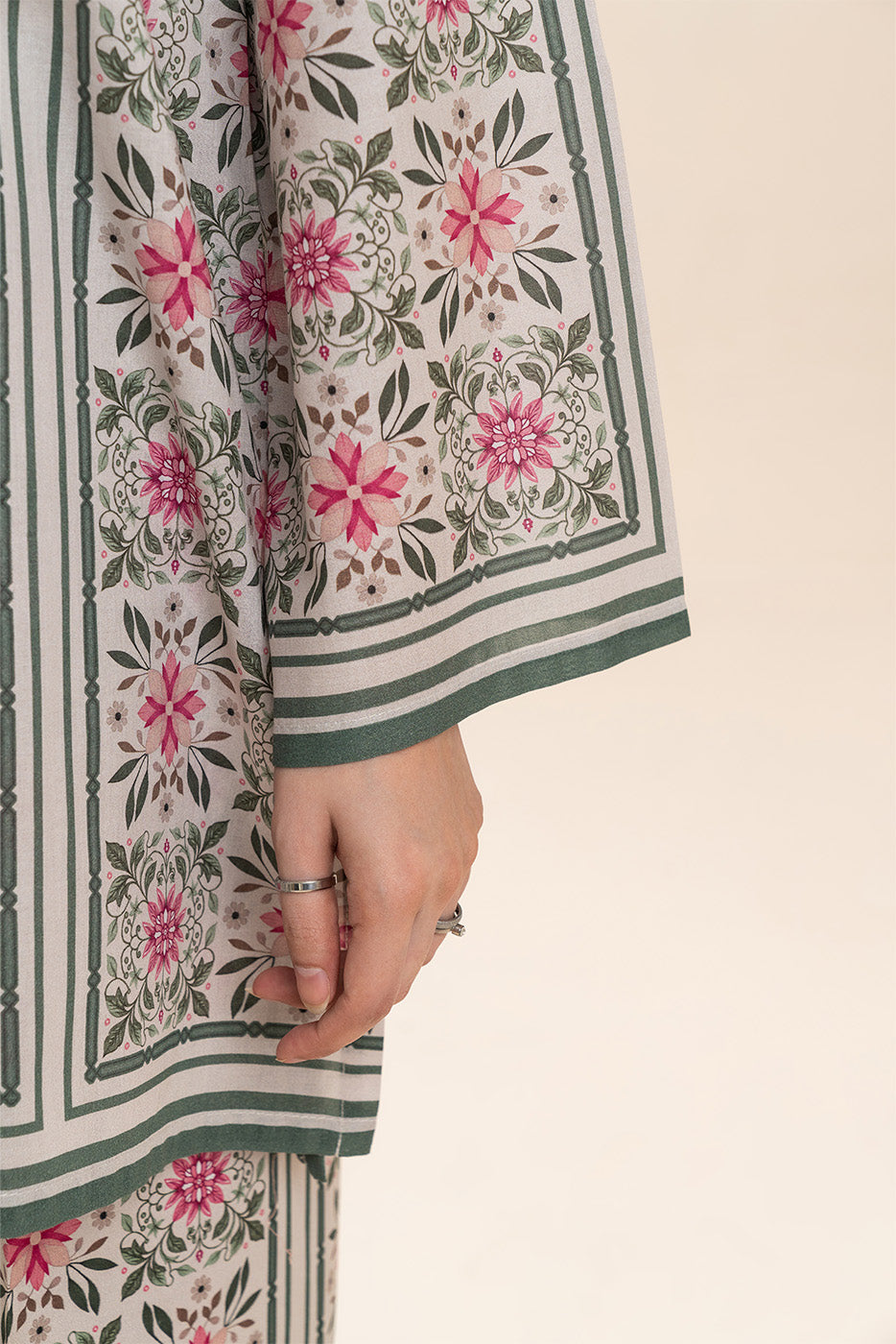 2 PIECE PRINTED LAWN SUIT-OLIVINE MOSAIC (UNSTITCHED)